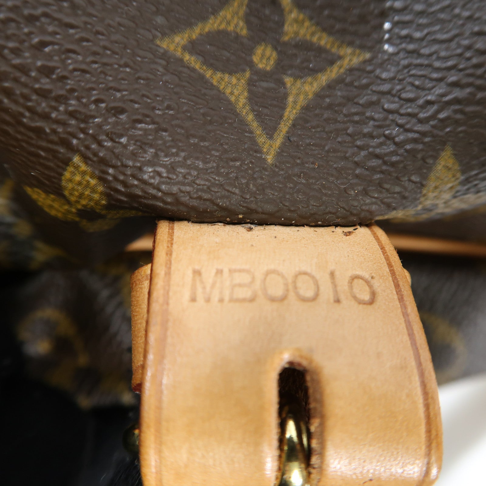 LOUIS VUITTON Monogram Saumur 35金扣肩背袋