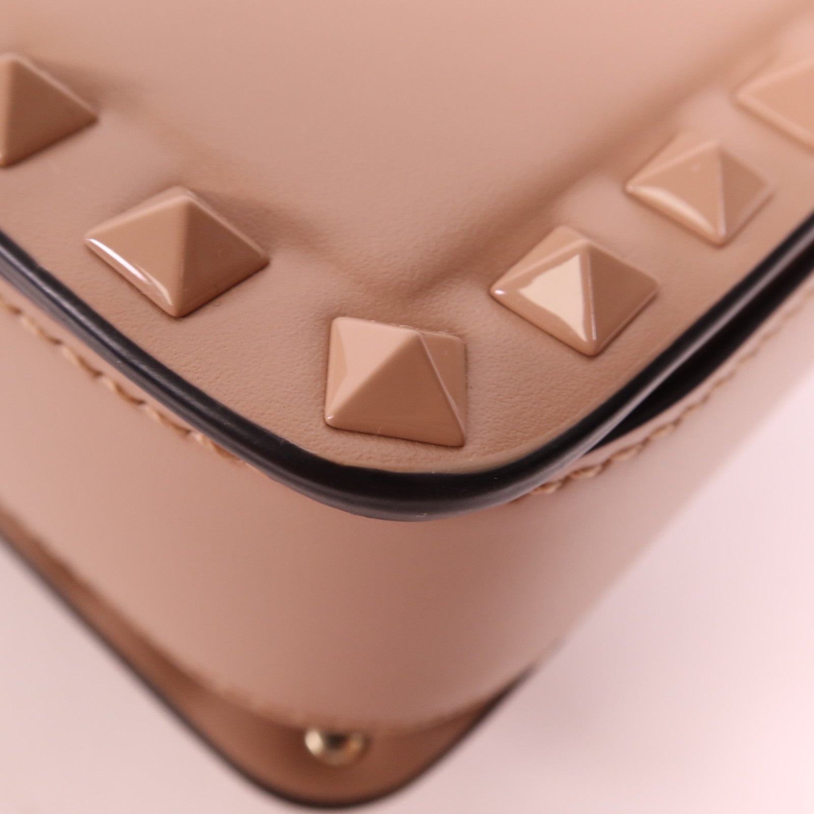 Valentino 牛皮皮革Shoulder Bag金扣肩背袋