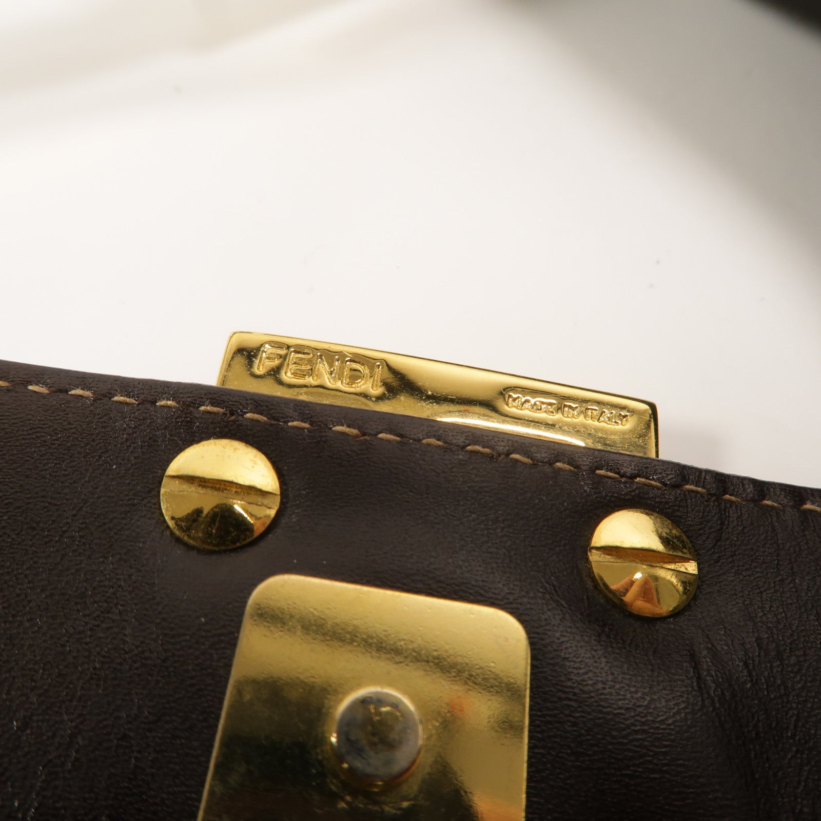 FENDI 帆布Zucca Hobo肩背袋
