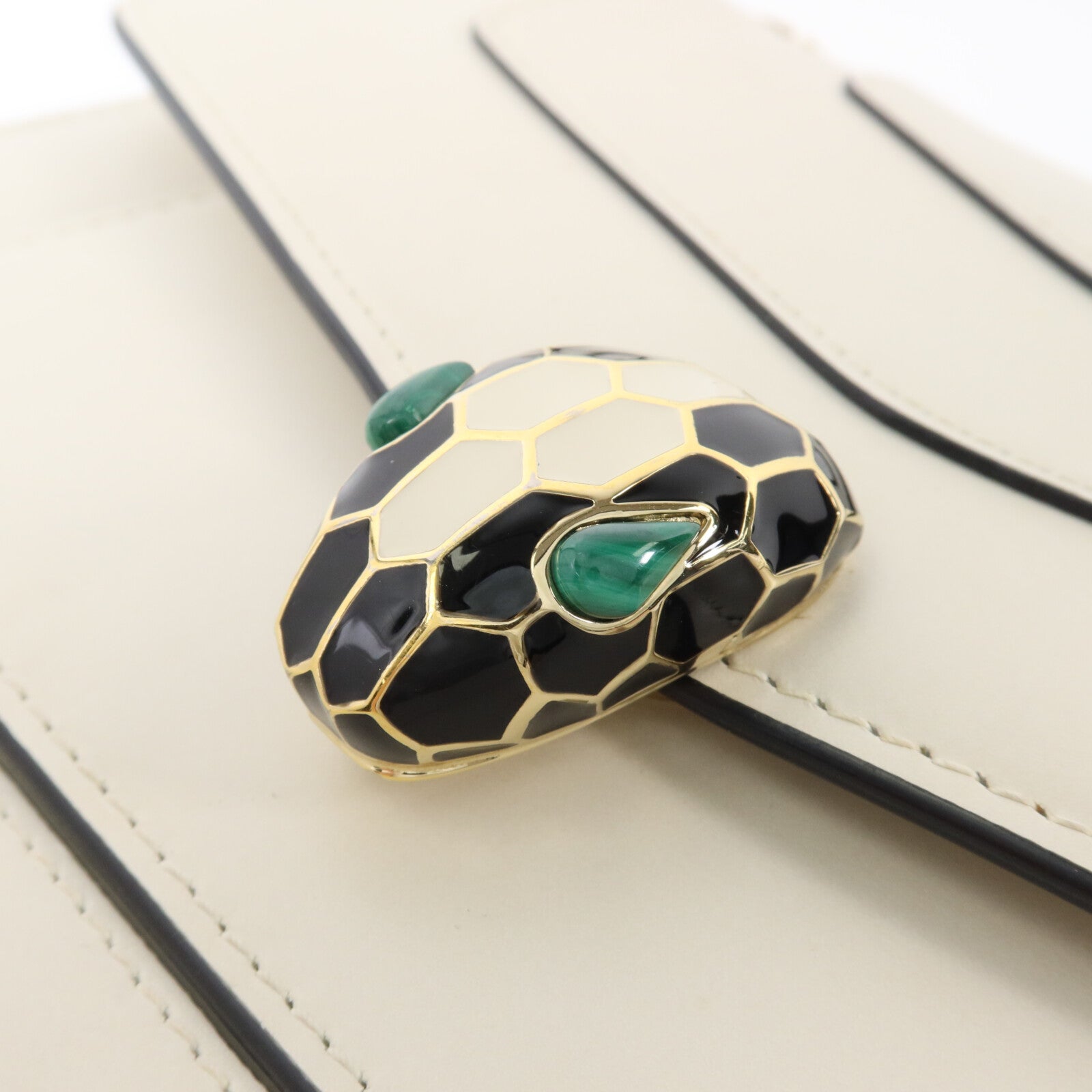 BVLGARI 牛皮皮革Serpenti Forever鏈帶肩背袋