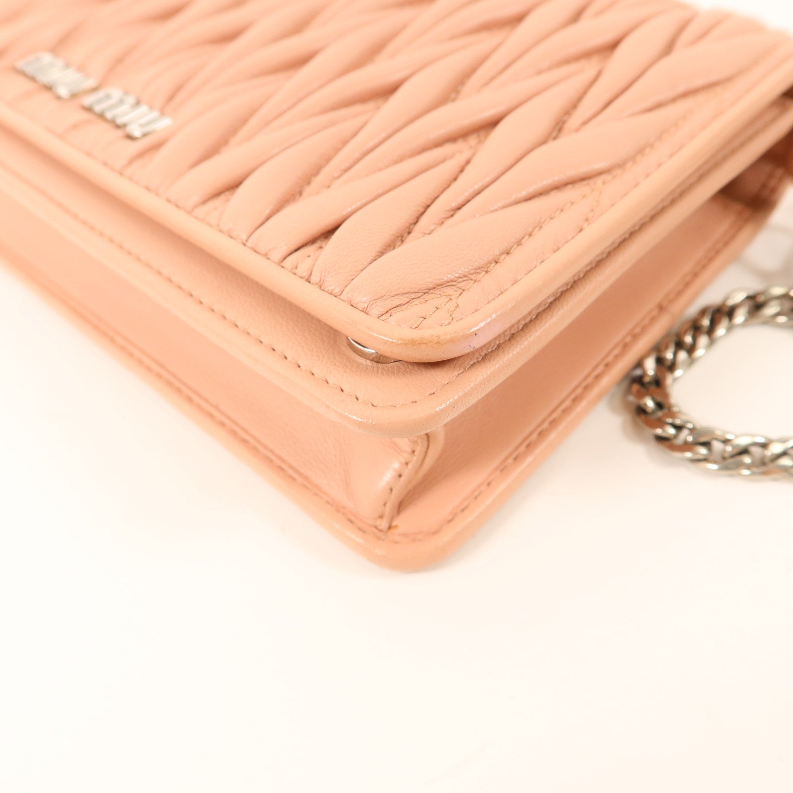 Miu Miu 羊皮皮革Mateiasse Delice銀扣鏈帶肩背袋