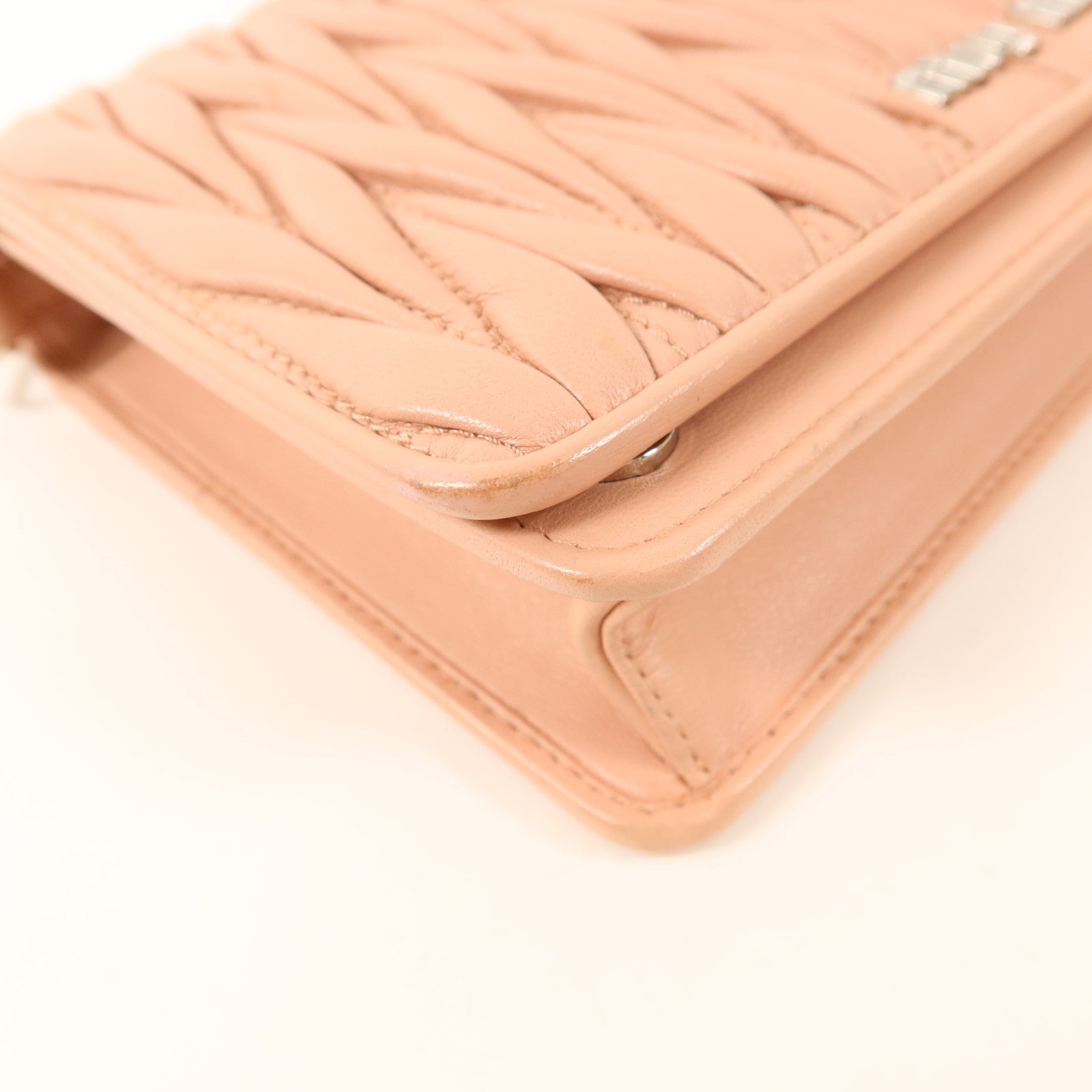 Miu Miu 羊皮皮革Mateiasse Delice銀扣鏈帶肩背袋