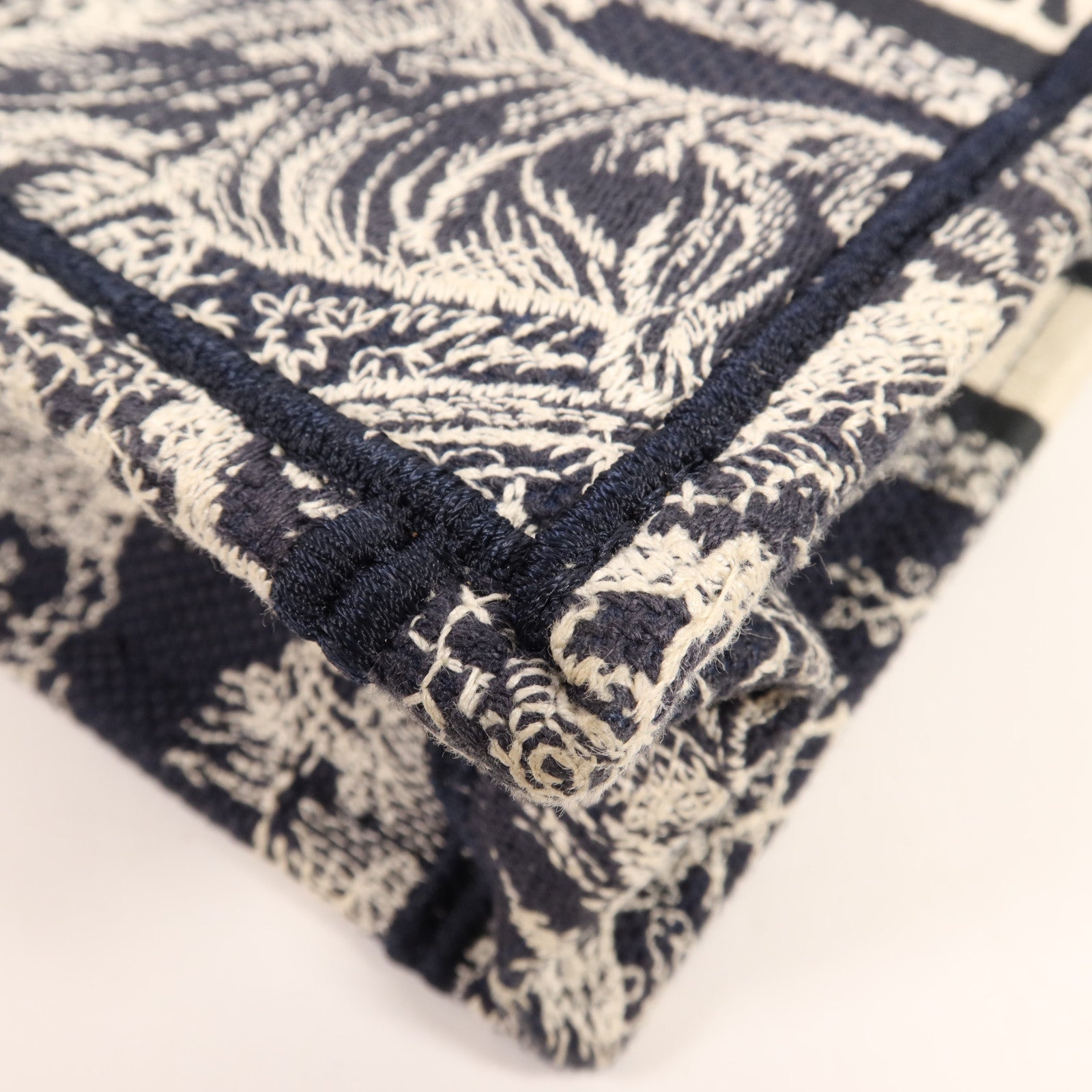 Dior 帆布Book Tote Mini金扣手挽肩背兩用袋