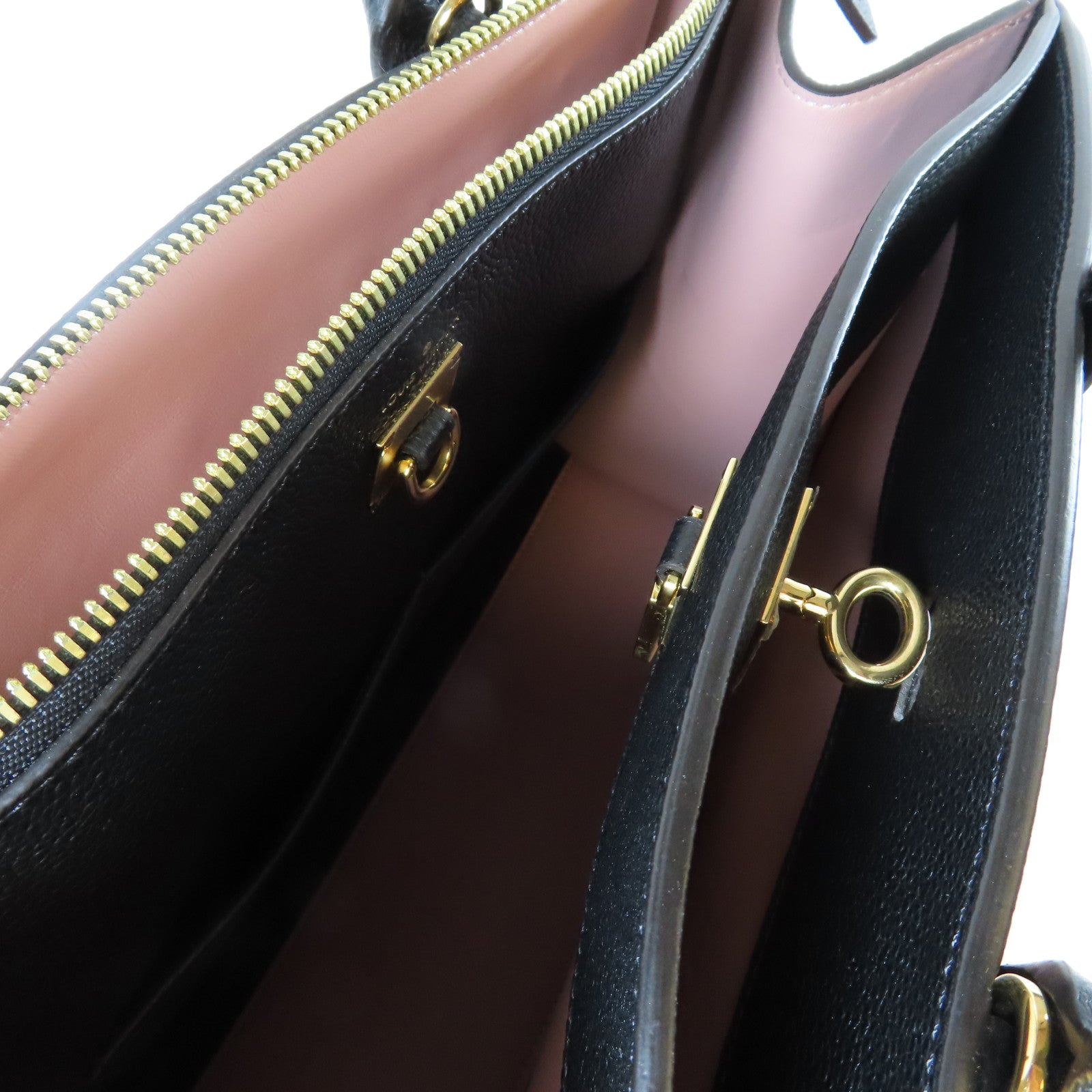 LOUIS VUITTON **【激減優惠】Taurillon City Steamer MM金扣手挽肩背兩用袋粉紅色/黑色
