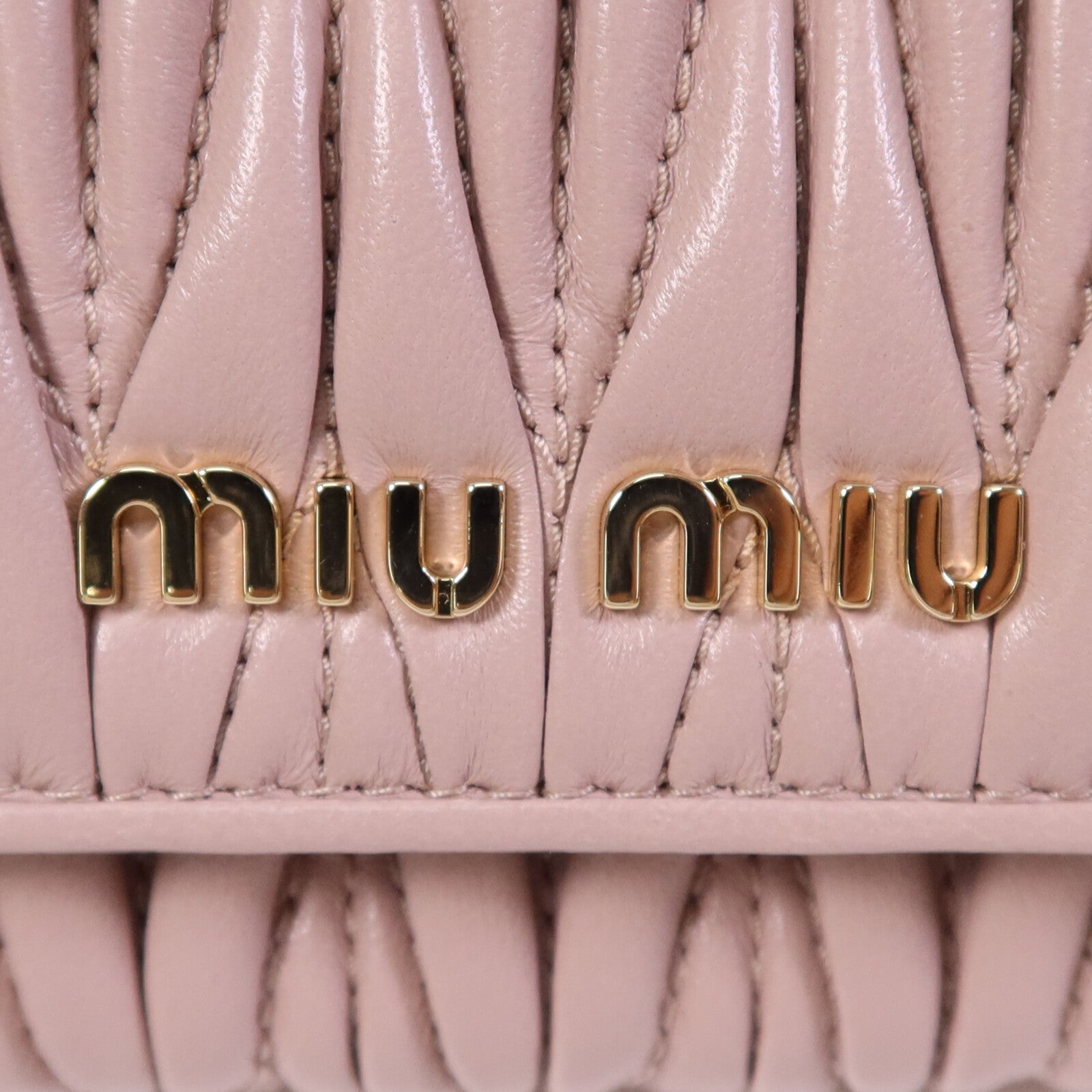 Miu Miu 羊皮皮革Wallet金扣長錢包