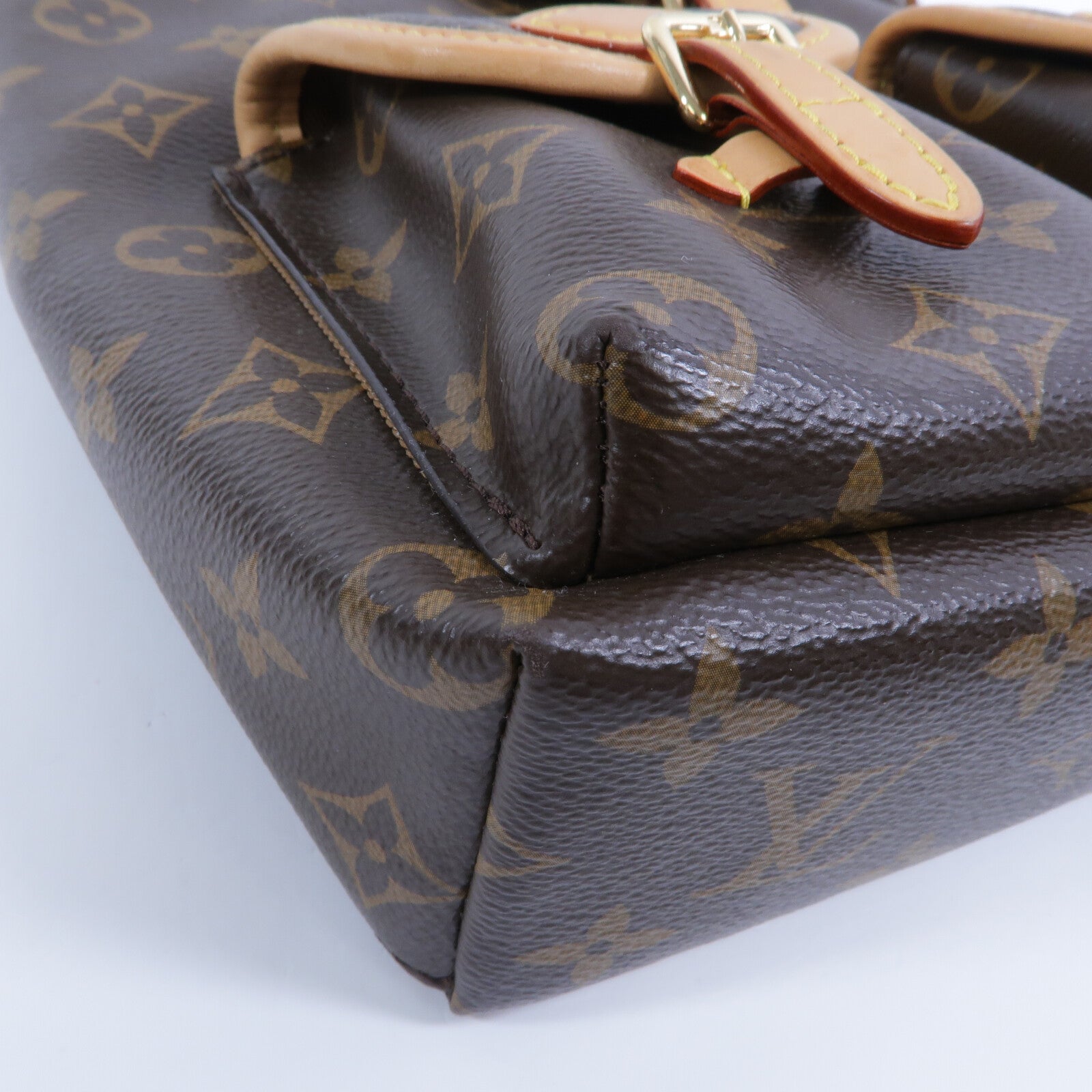 LOUIS VUITTON Monogram Excursion PM背包