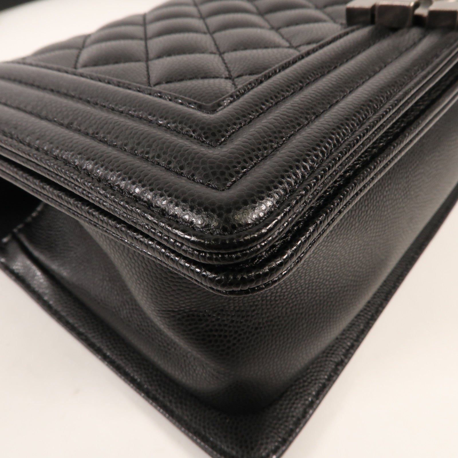 CHANEL 牛皮皮革Boy 25鏈帶肩背袋