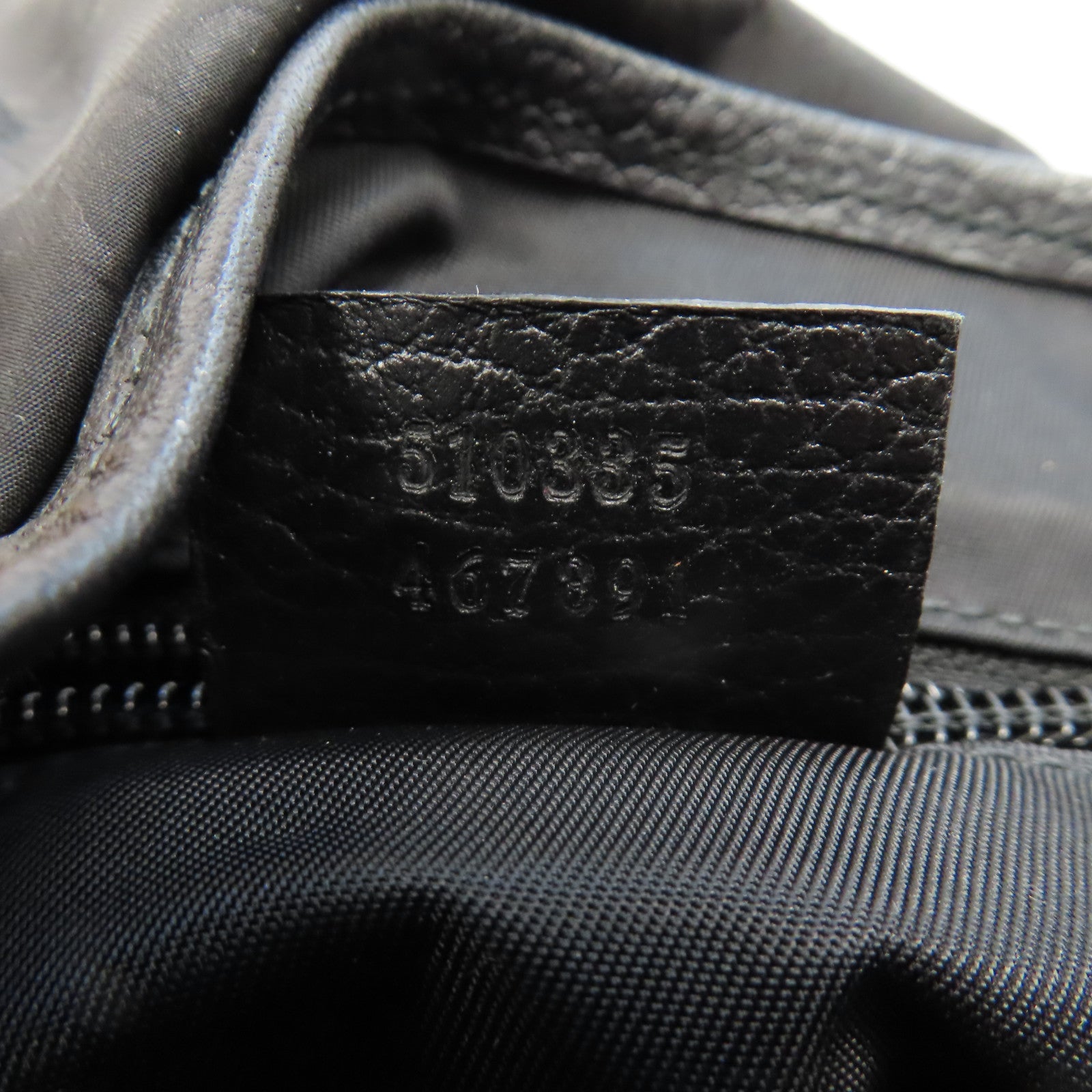 GUCCI 尼龍Shoulder Bag銀扣肩背袋黑色