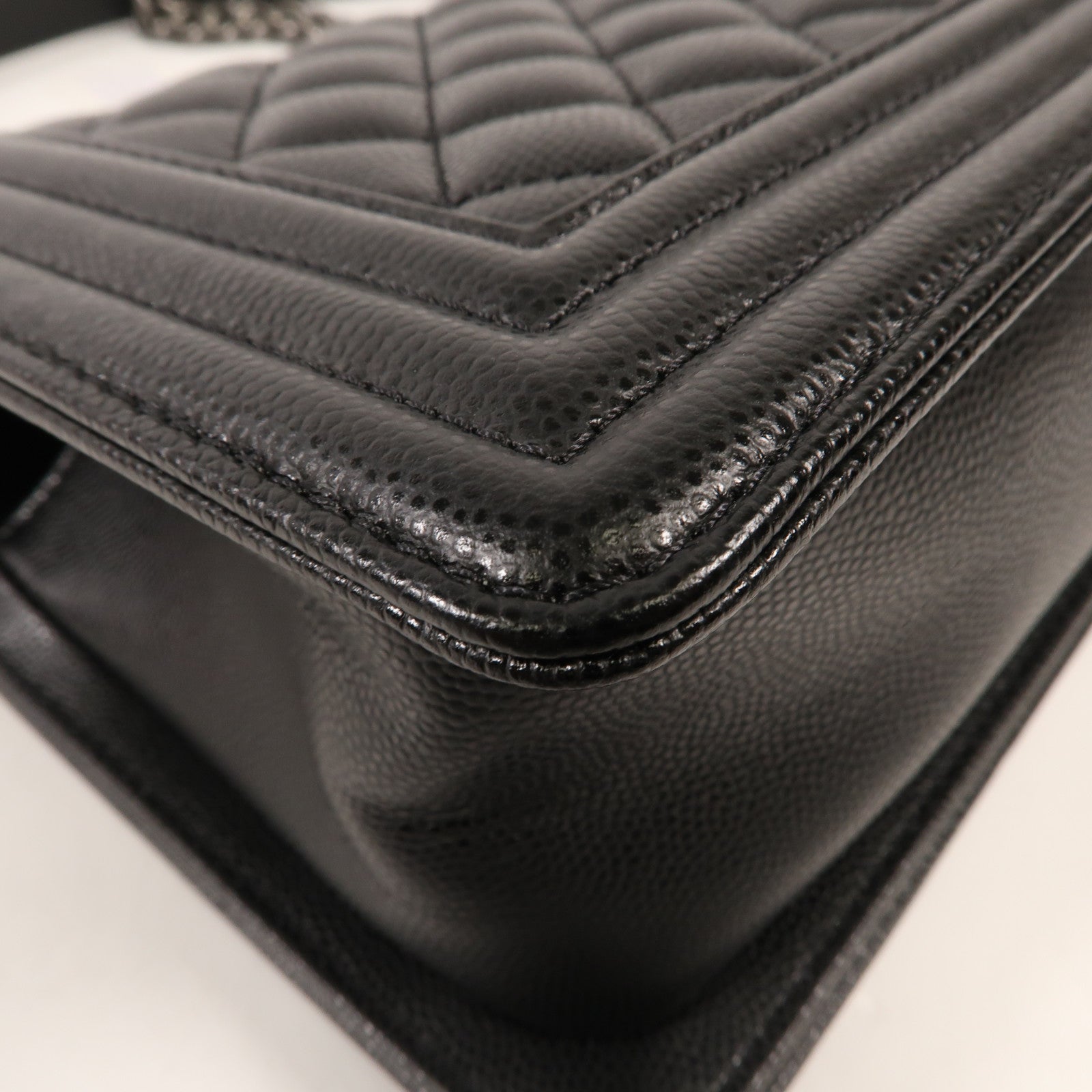 CHANEL 牛皮皮革Boy 25鏈帶肩背袋