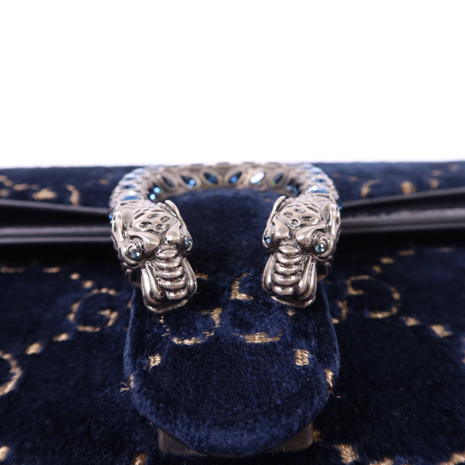 GUCCI 天鵝絨Dionysus Shoulder Bag銀扣鏈帶肩背袋