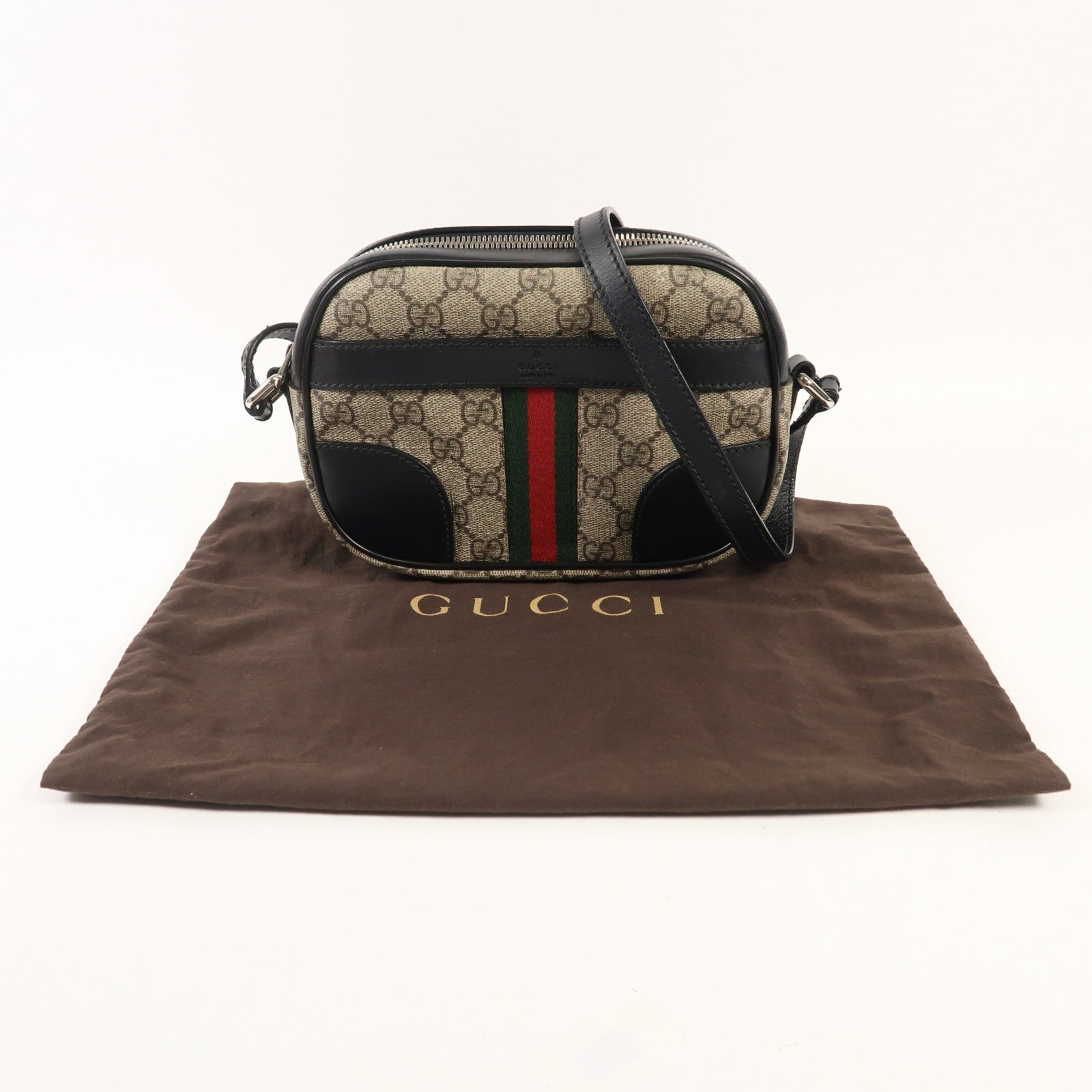 GUCCI 帆布Messenger Bag銀扣肩背袋