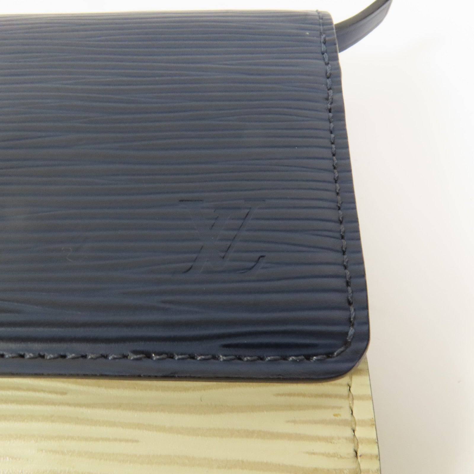 LOUIS VUITTON Epi Portefeuille Flore長錢包