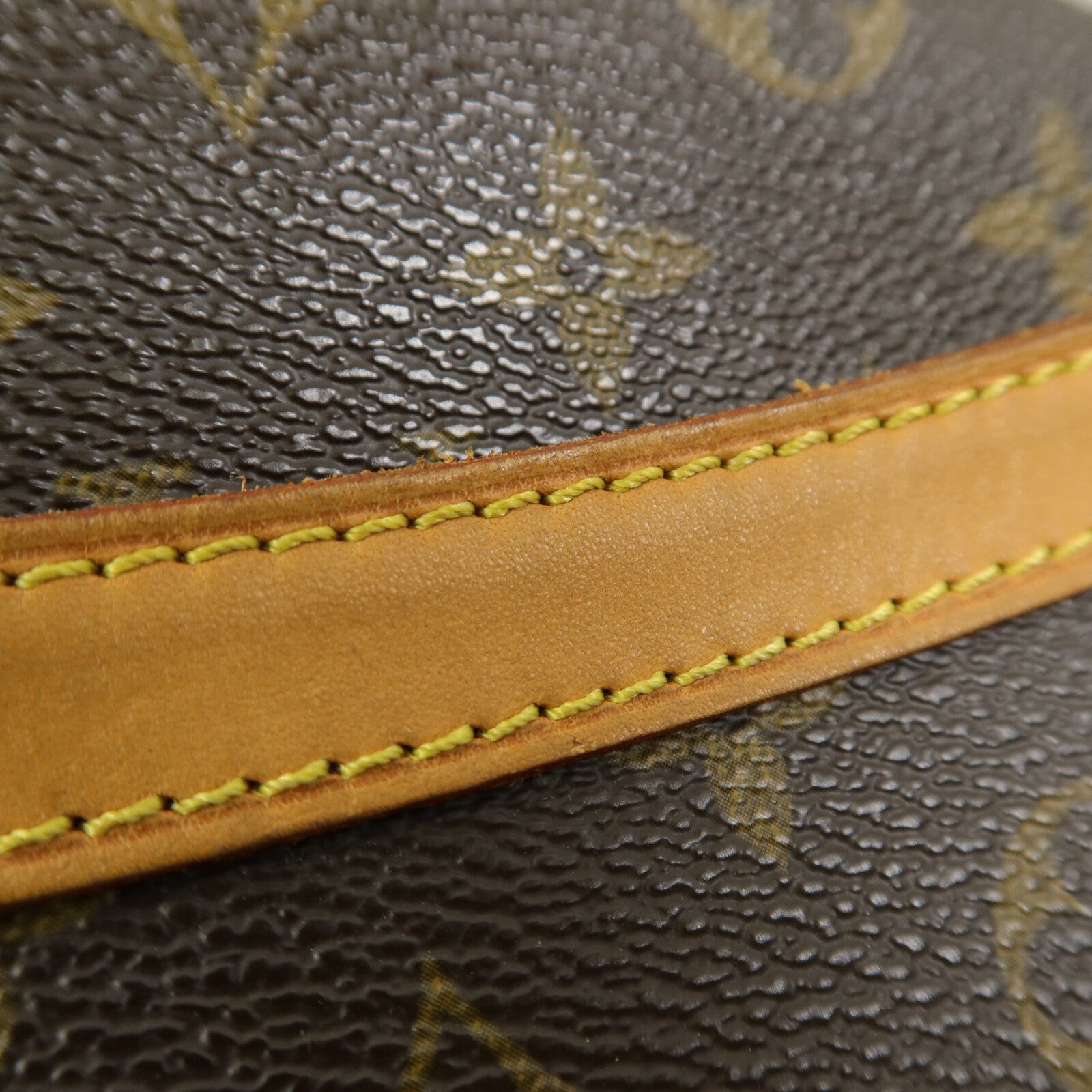 LOUIS VUITTON Monogram Blois肩背袋