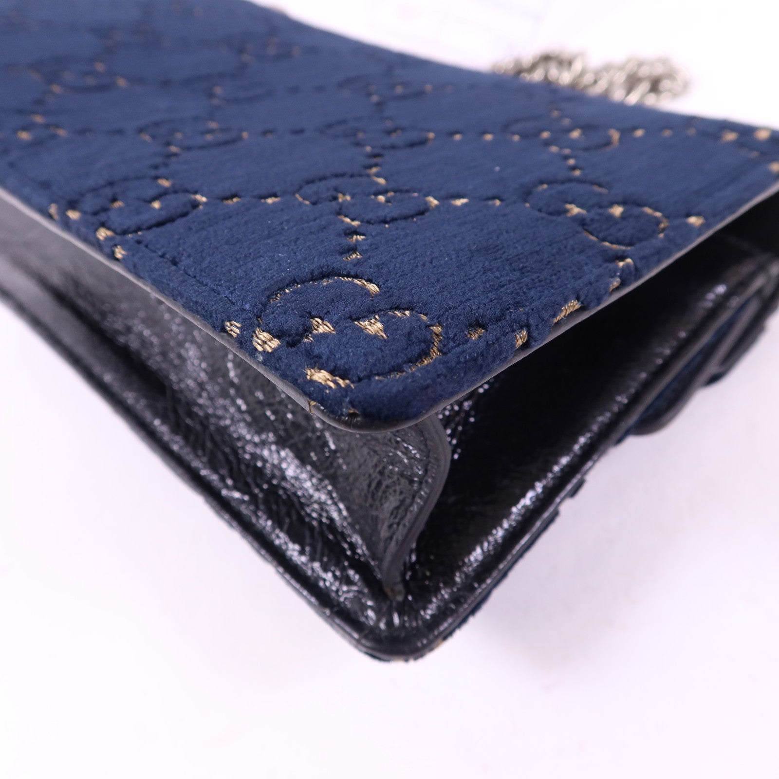 GUCCI 天鵝絨Dionysus Shoulder Bag銀扣鏈帶肩背袋