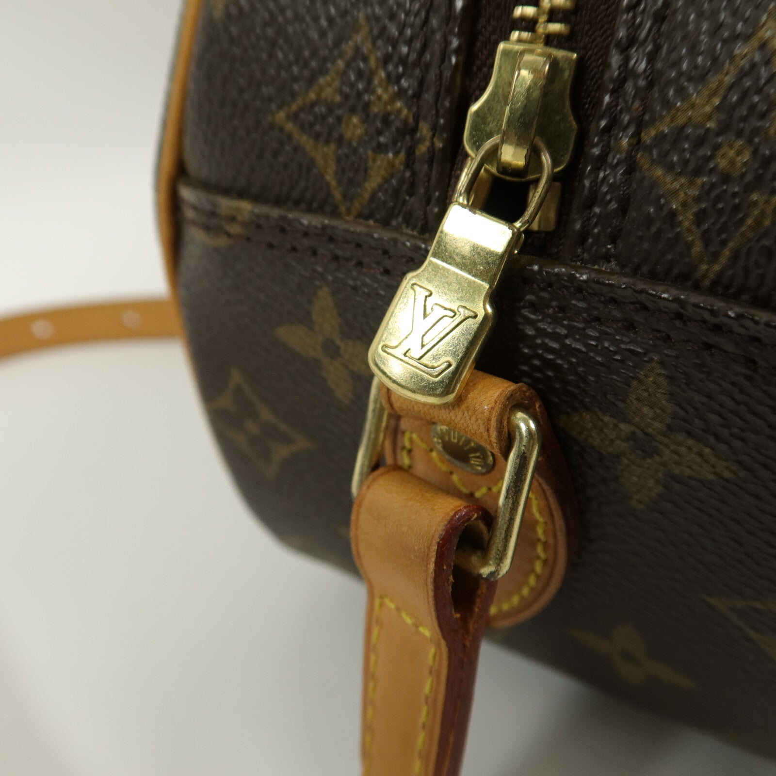 LOUIS VUITTON Monogram Blois肩背袋