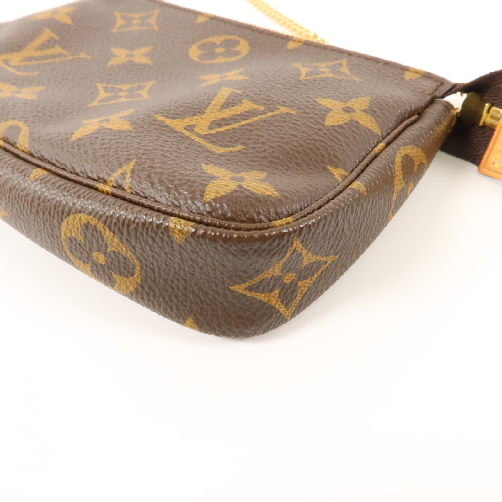 LOUIS VUITTON Monogram Mini Pochette Accessoires金扣手挽袋