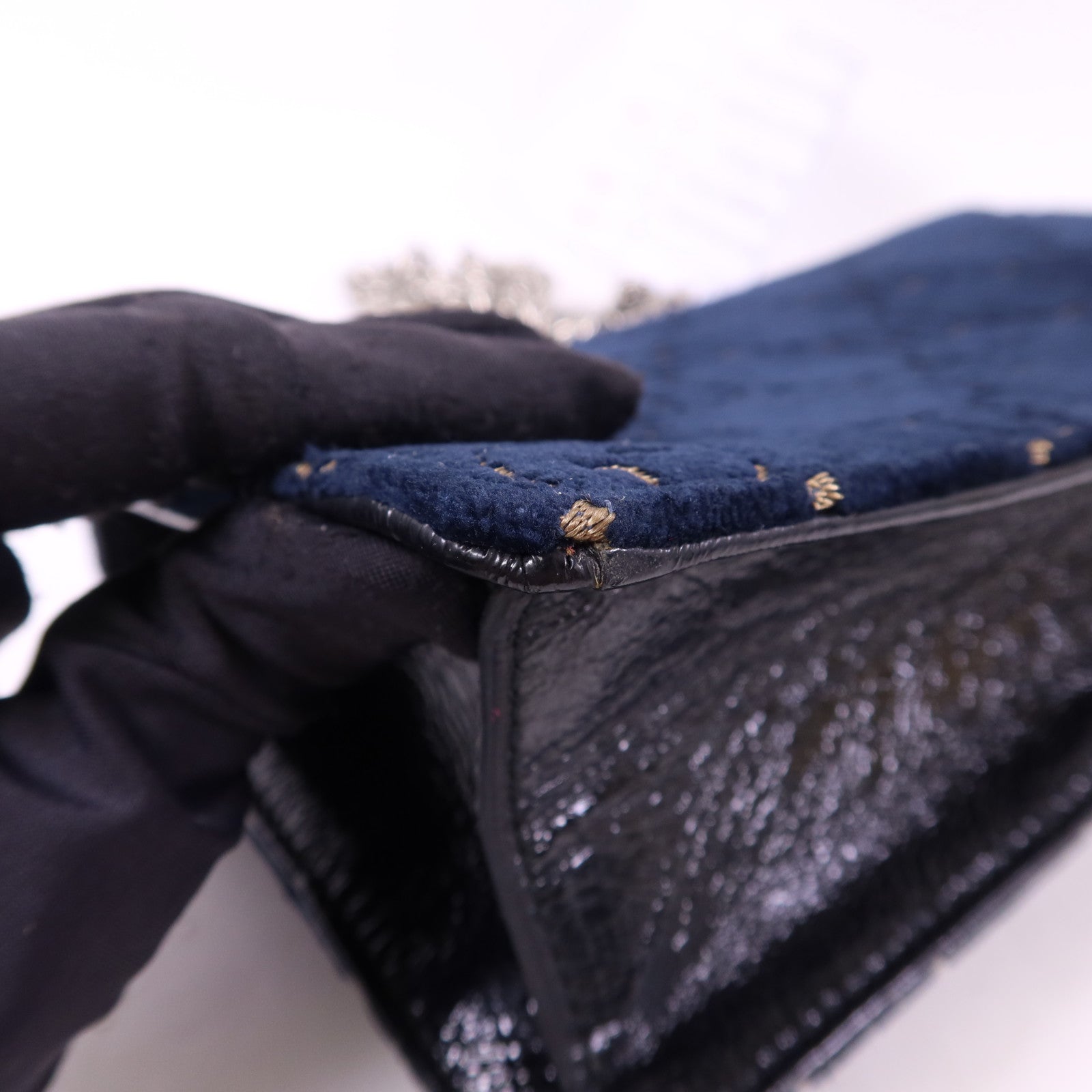 GUCCI 天鵝絨Dionysus Shoulder Bag銀扣鏈帶肩背袋