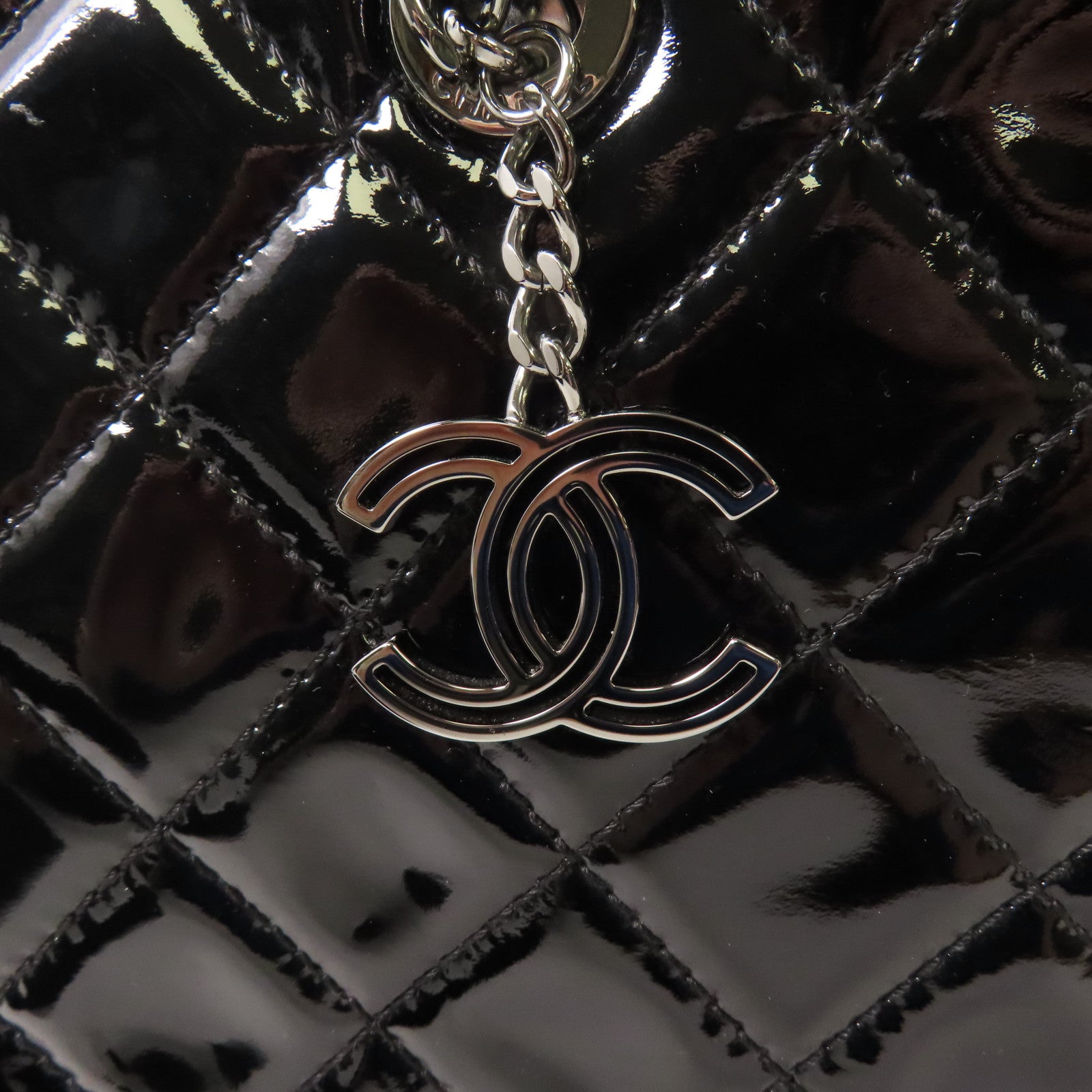 CHANEL 漆皮皮革Shoulder Tote銀扣肩背袋/手挽袋
