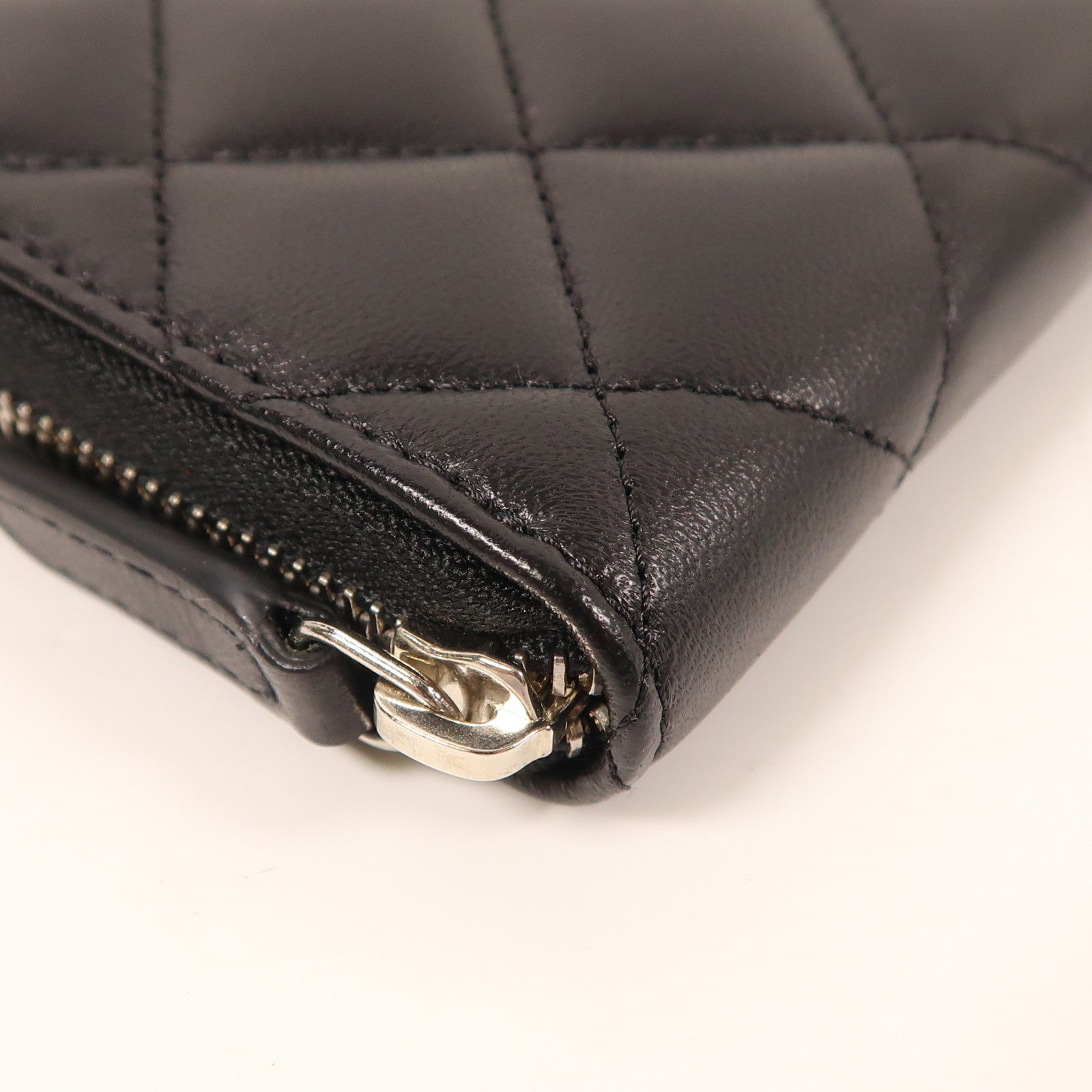 CHANEL 羊皮皮革Zipper Long Wallet銀扣長錢包