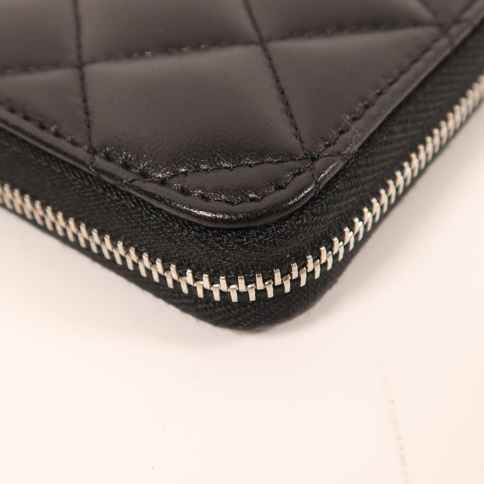 CHANEL 羊皮皮革Zipper Long Wallet銀扣長錢包