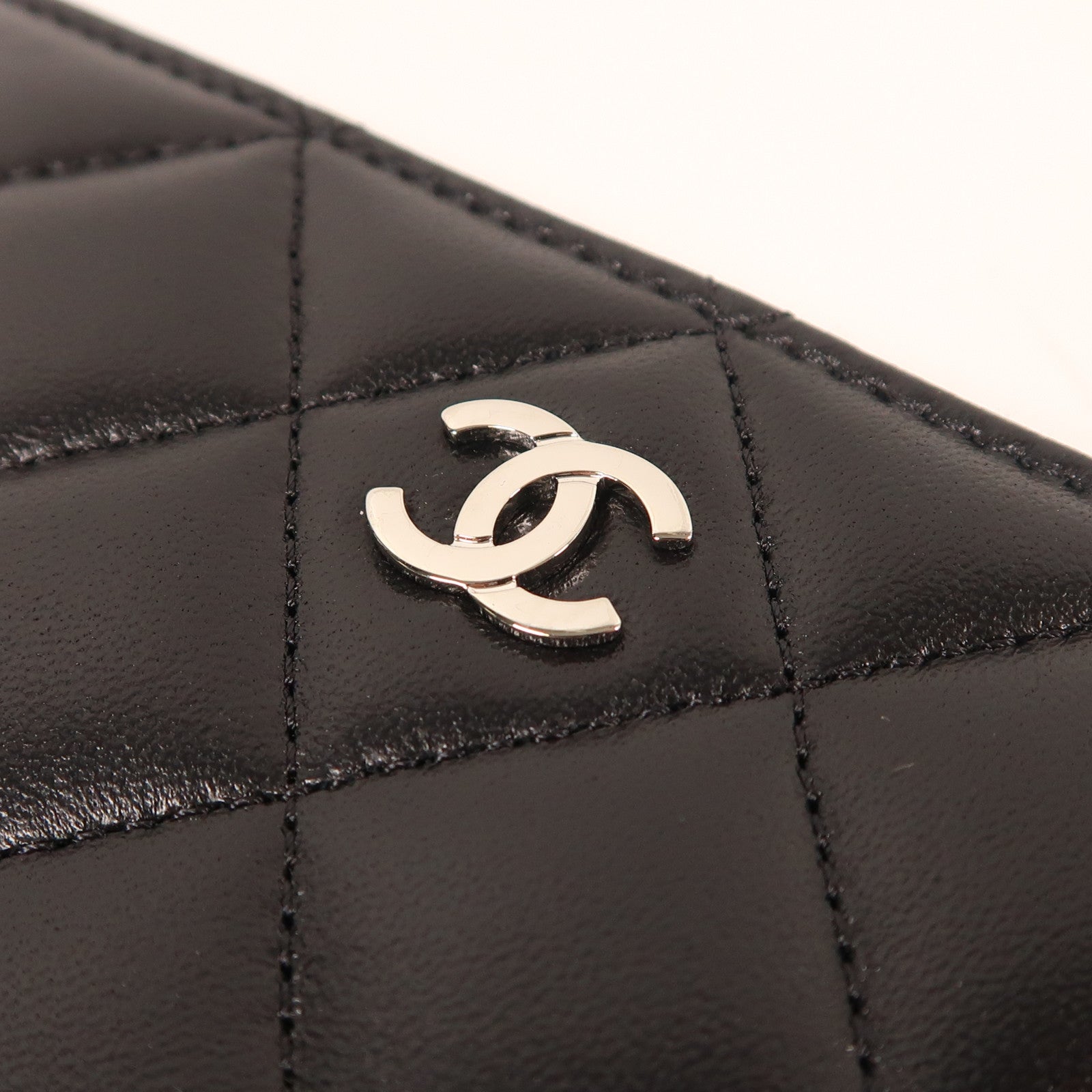 CHANEL 羊皮皮革Zipper Long Wallet銀扣長錢包