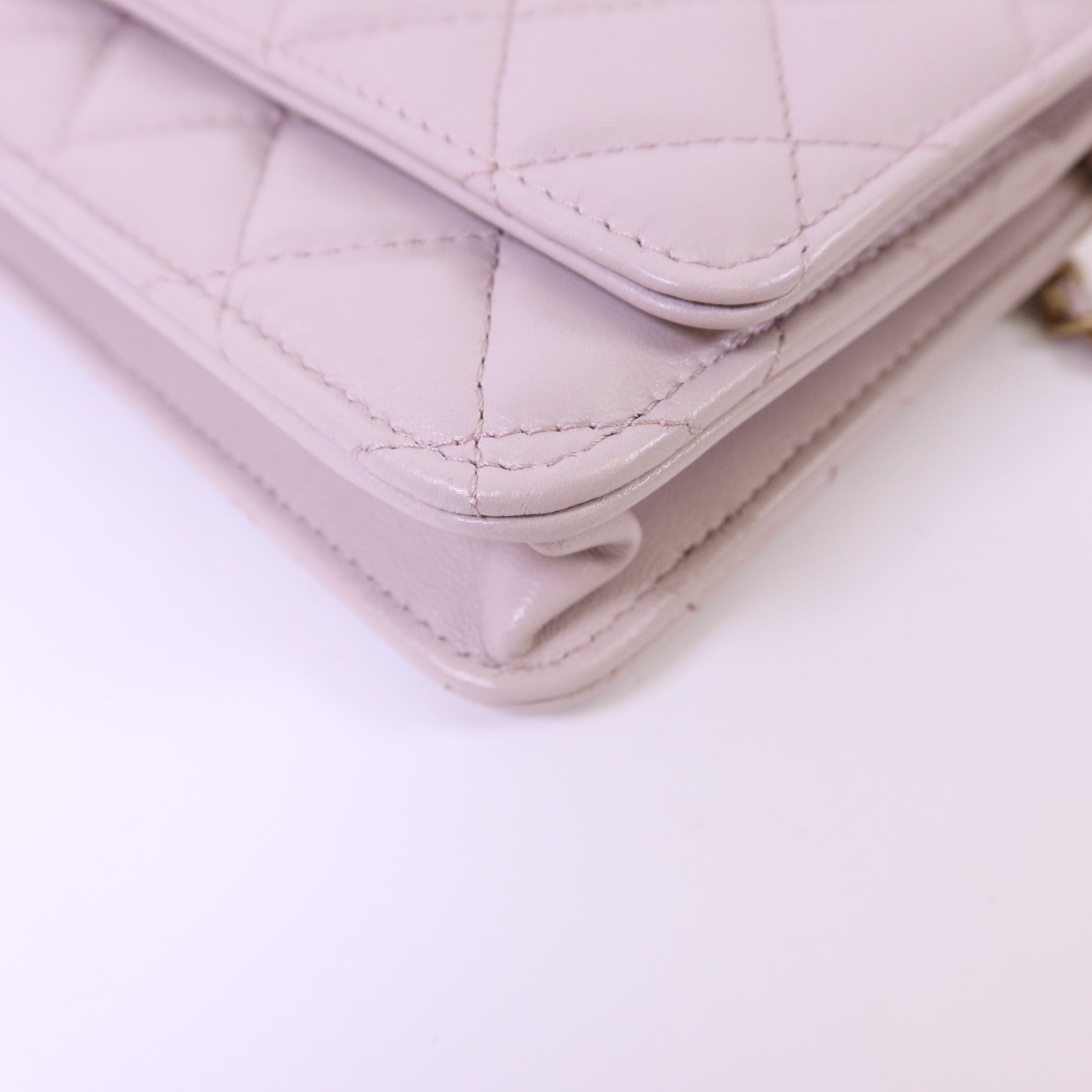 CHANEL 羊皮皮革WOC Wallet On Chain金扣鏈帶肩背袋