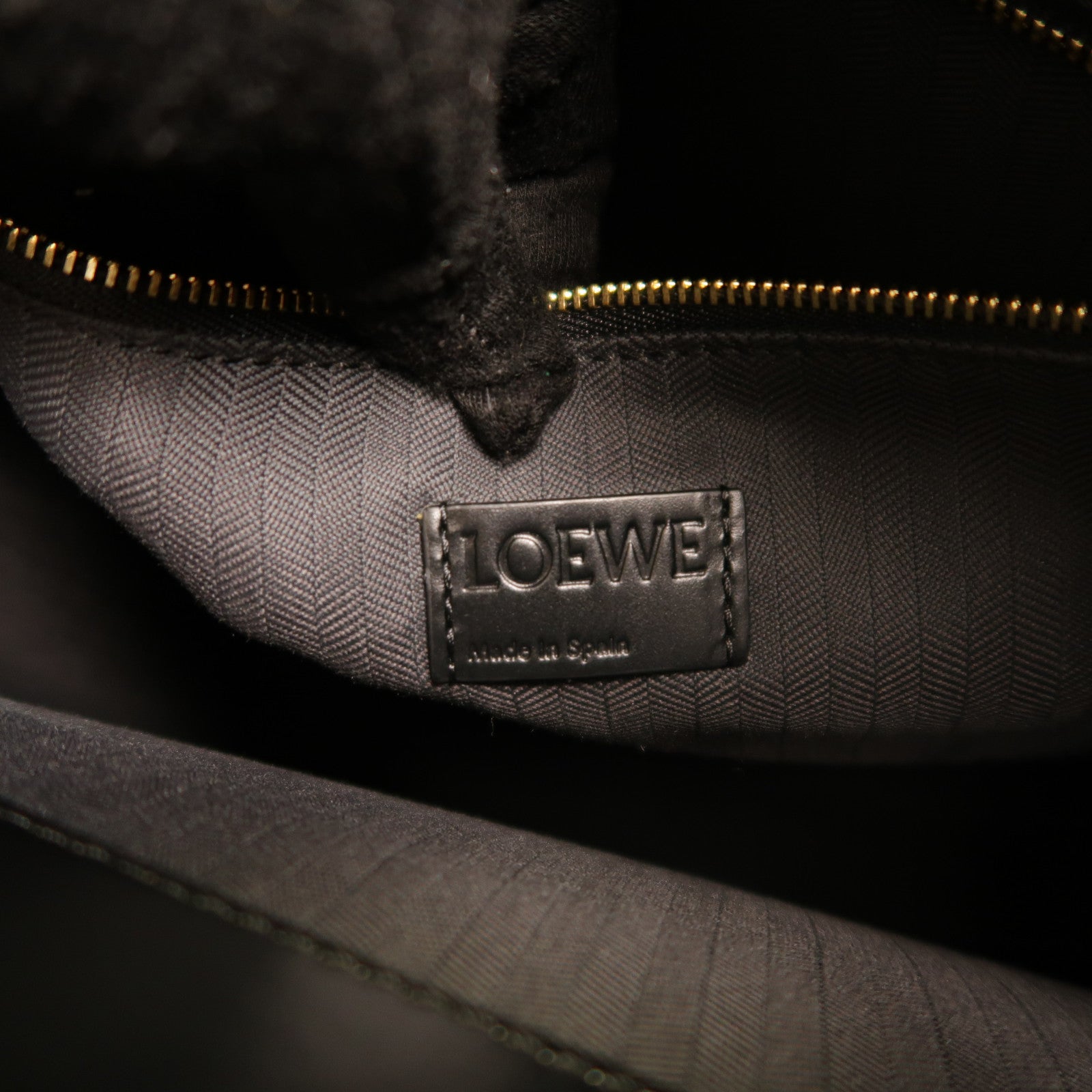 LOEWE 牛皮皮革2Way Bag手挽肩背兩用袋