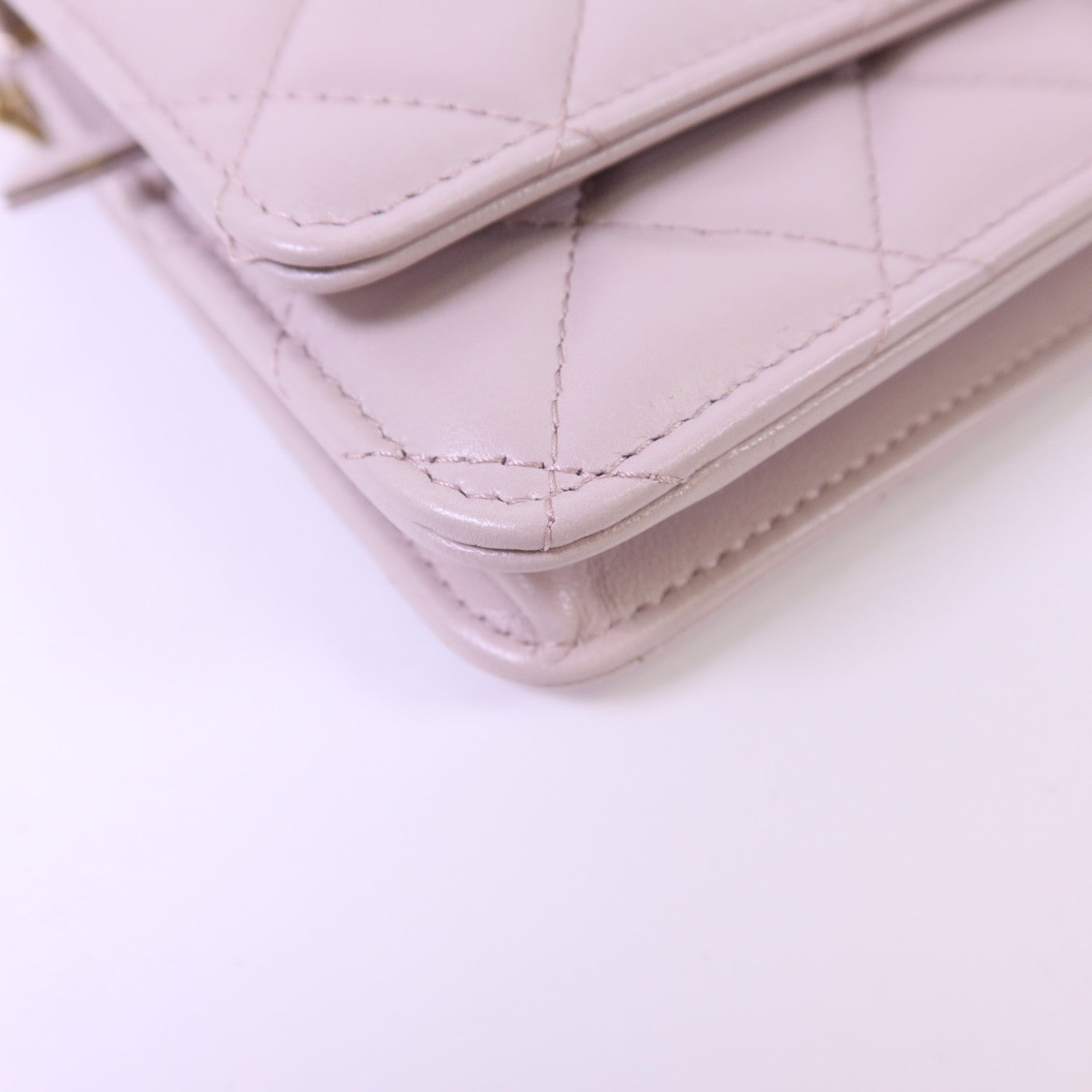 CHANEL 羊皮皮革WOC Wallet On Chain金扣鏈帶肩背袋