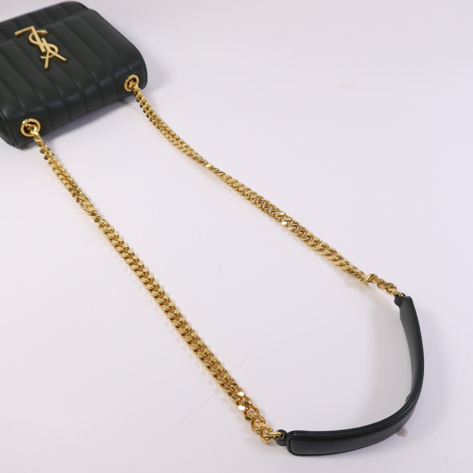 YVES SAINT LAURENT 羊皮皮革Vicky金扣鏈帶肩背袋