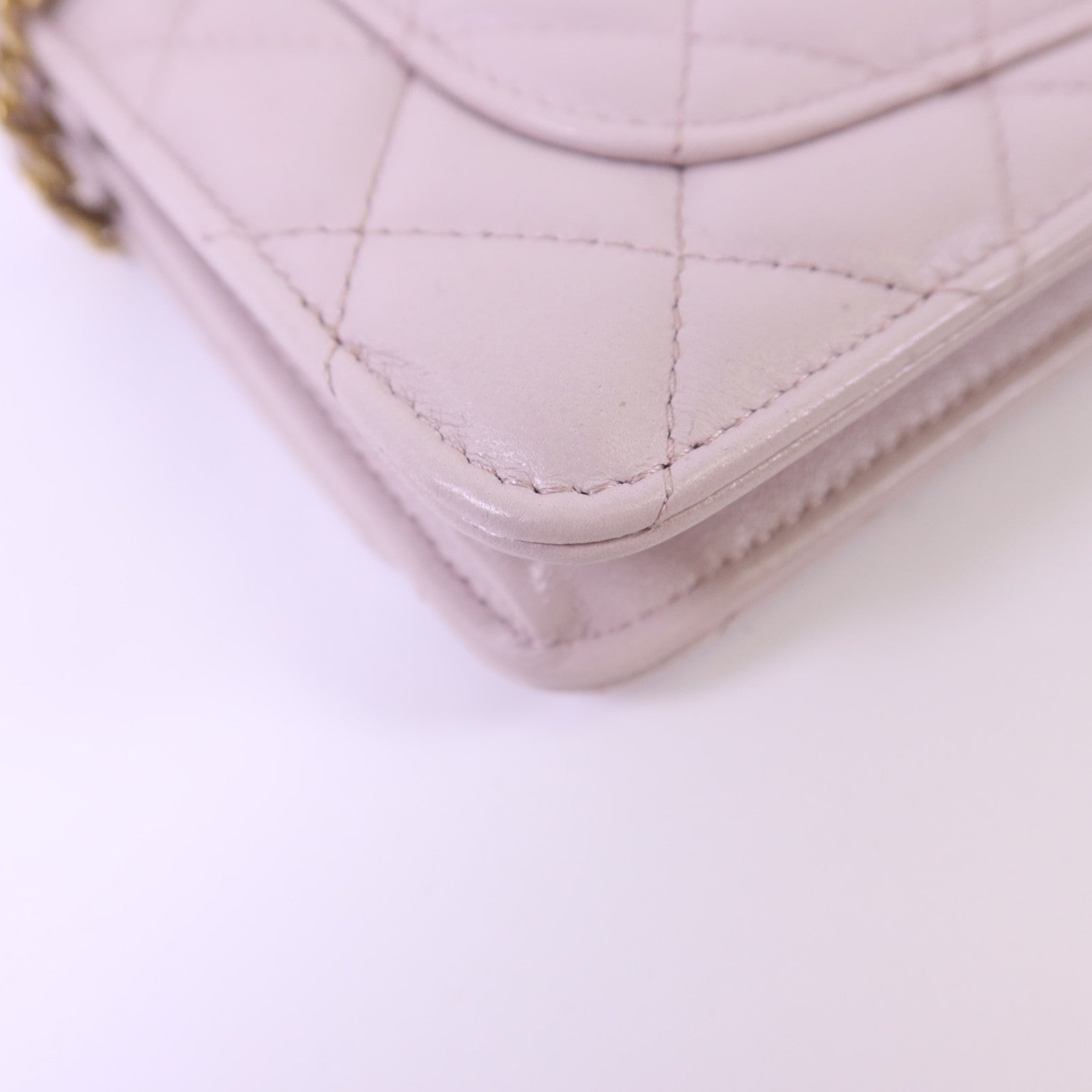 CHANEL 羊皮皮革WOC Wallet On Chain金扣鏈帶肩背袋
