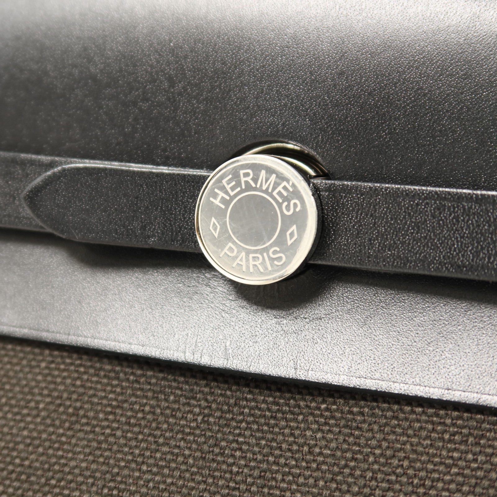 HERMES 帆布Mini Herbag銀扣肩背袋Vert de Gris/Noir