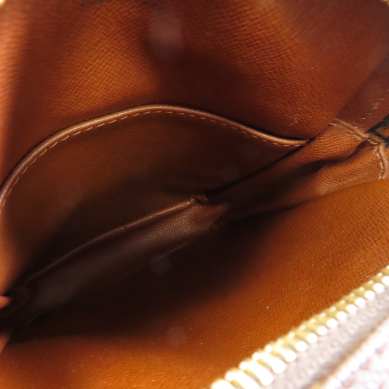 LOUIS VUITTON Monogram Danube金扣肩背袋啡色