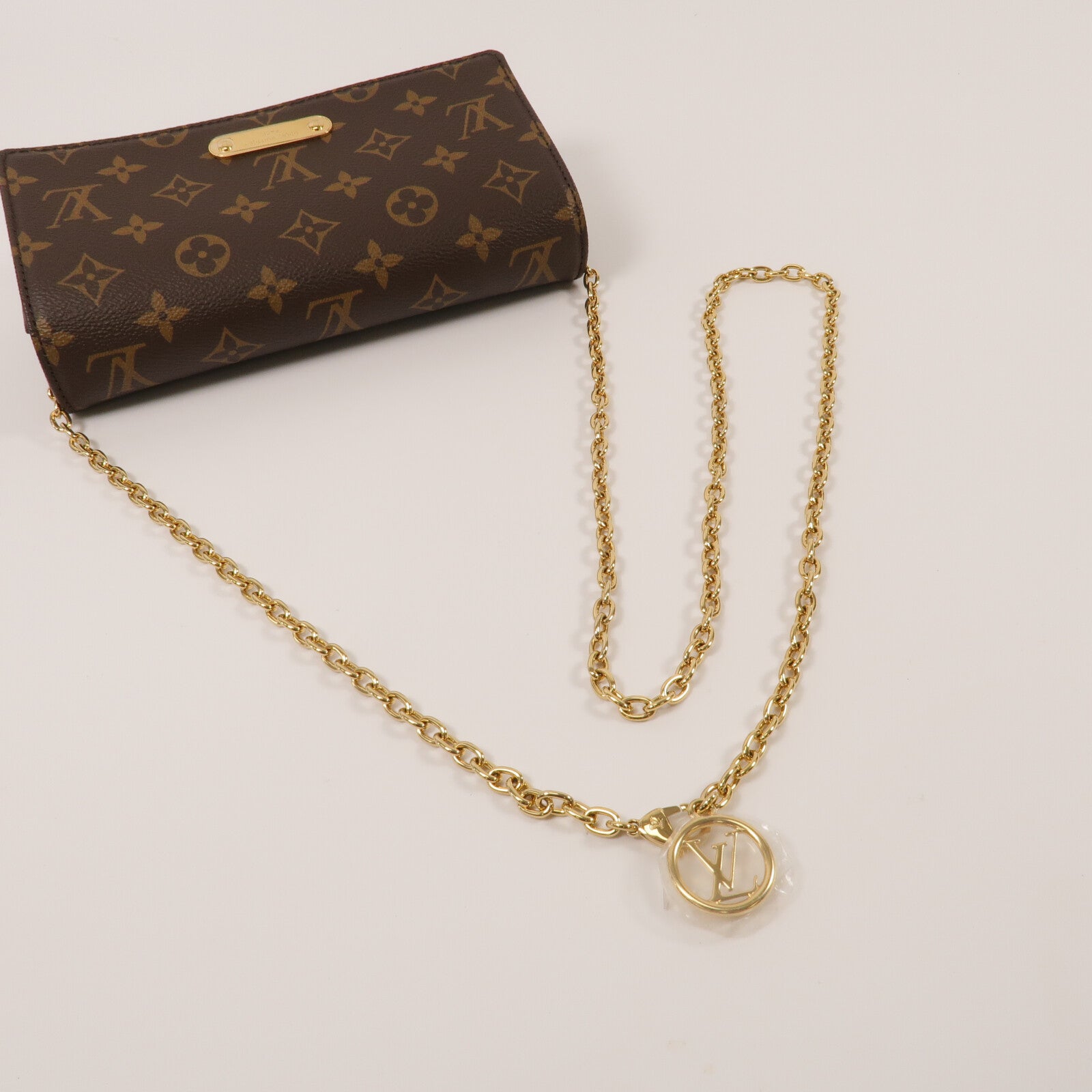 LOUIS VUITTON Monogram Wallet On Chain Lily鏈帶肩背袋