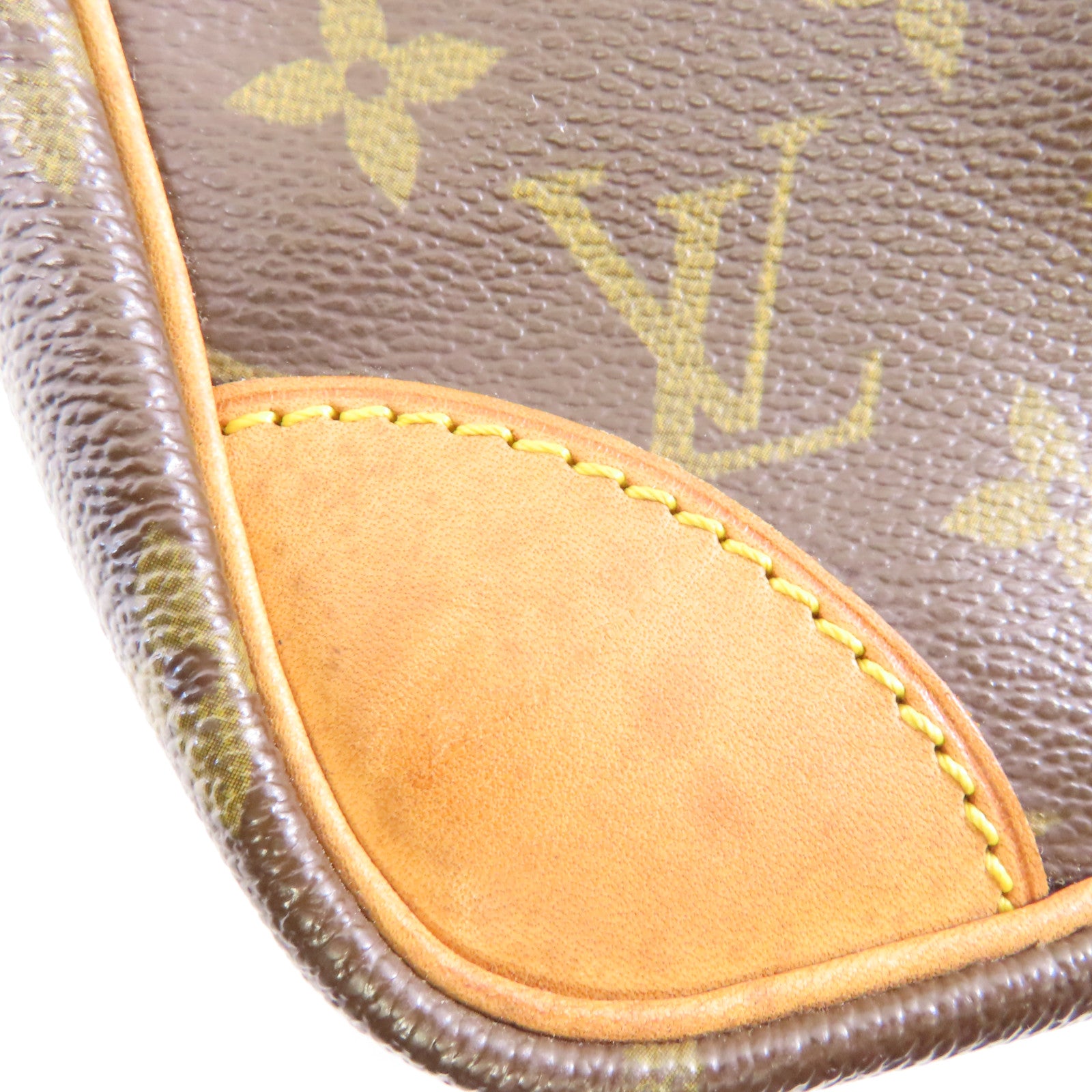 LOUIS VUITTON Monogram Danube金扣肩背袋啡色