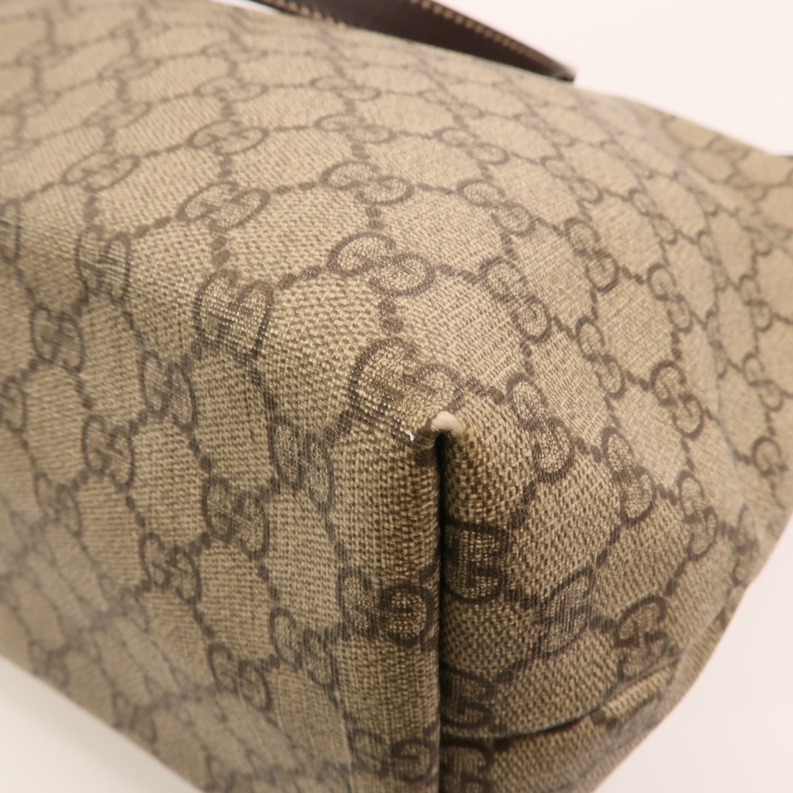 GUCCI 塗層帆布Shoulder Bag銀扣肩背袋