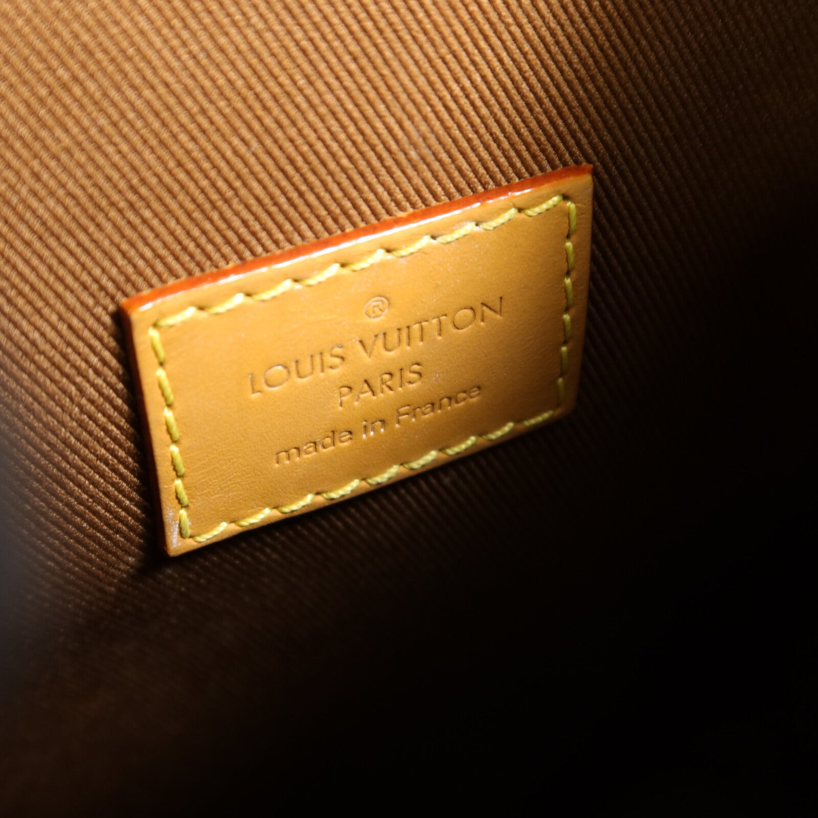 LOUIS VUITTON Monogram Milk Box鏈帶肩背袋