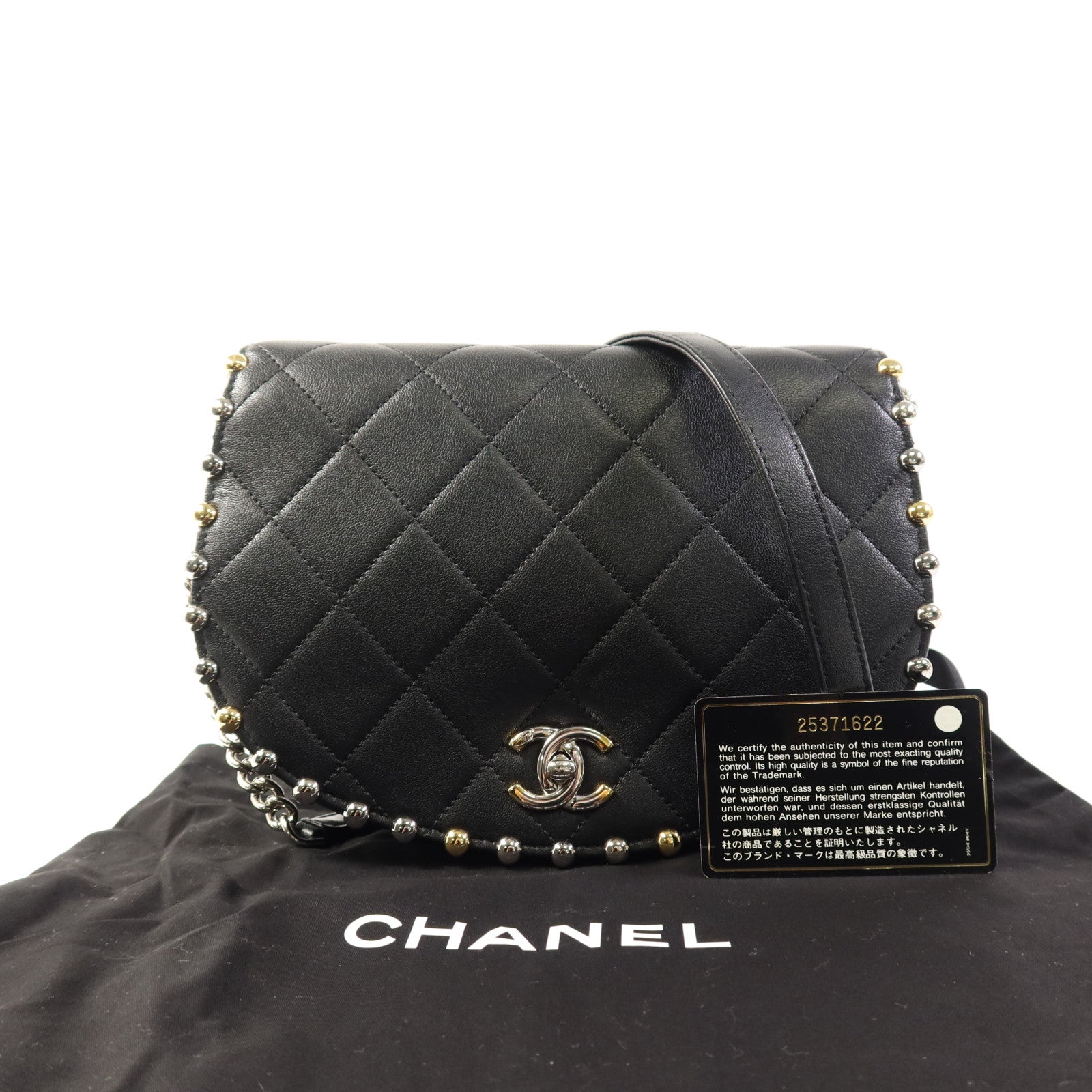 CHANEL 牛皮皮革Chain Shoulder銀扣肩背袋