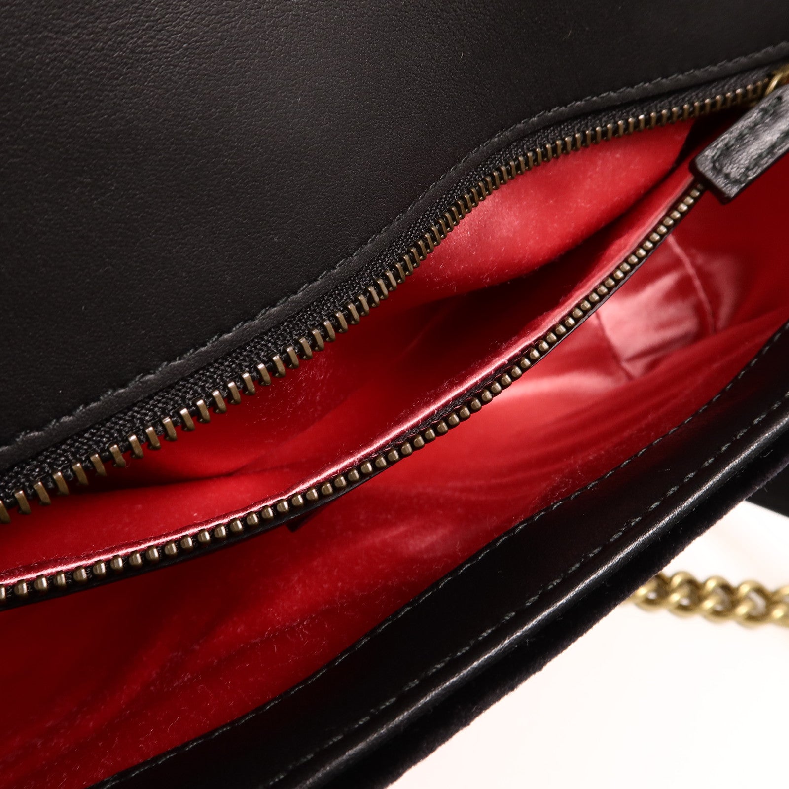 GUCCI 天鵝絨GG Marmont Shoulder Bag鏈帶肩背袋