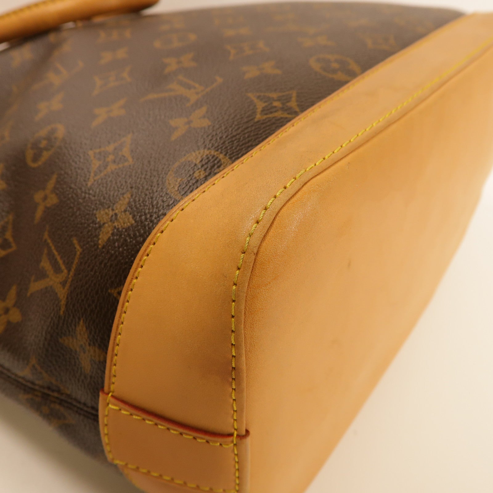 LOUIS VUITTON Monogram Lockit Vertical金扣手挽袋
