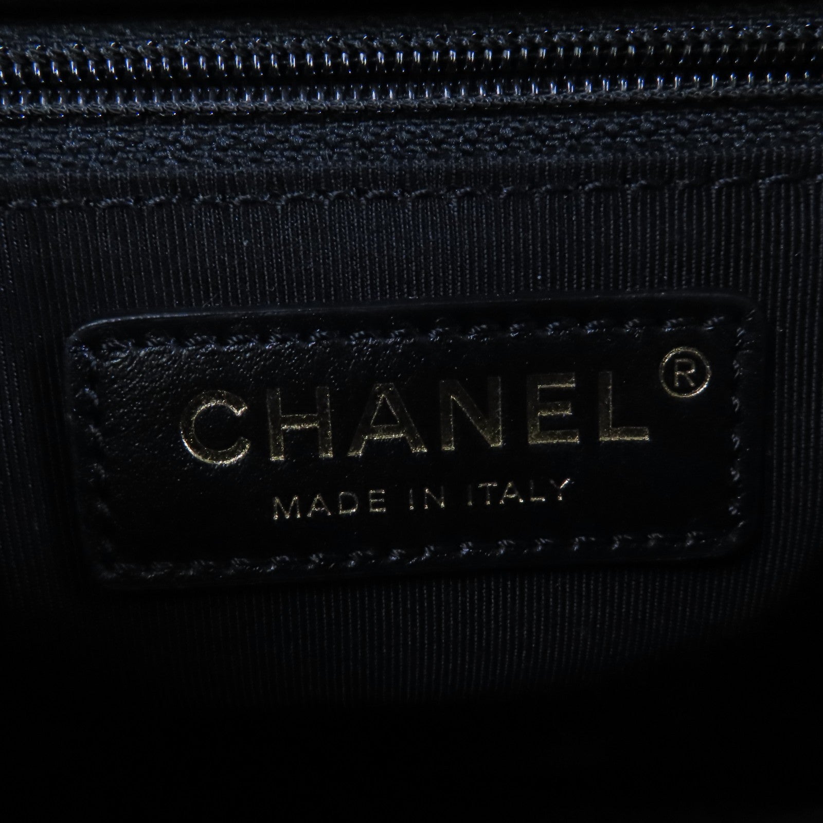 CHANEL 牛皮皮革Chain Shoulder Bag金扣鏈帶肩背袋