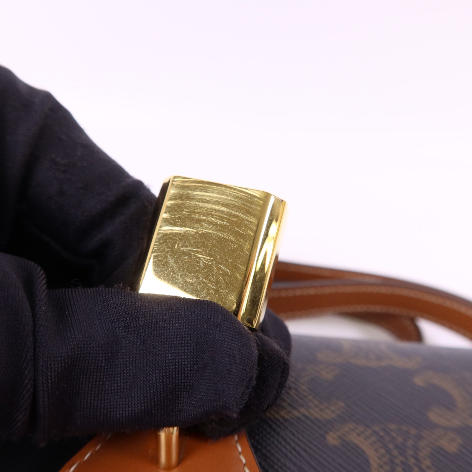 CELINE 塗層帆布Clutch On Strap Bag金扣手挽肩背兩用袋