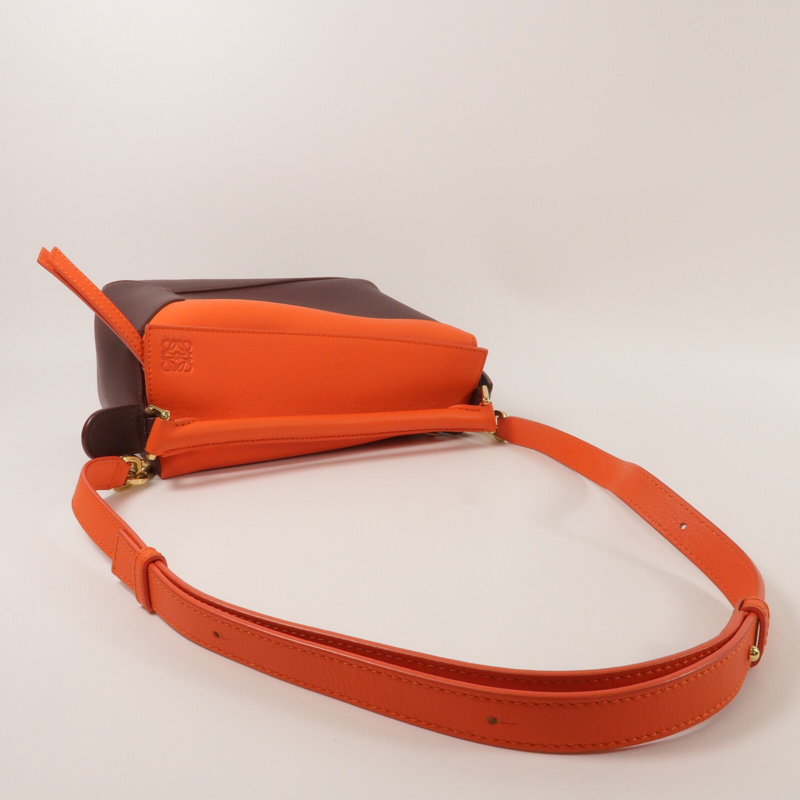 LOEWE 牛皮皮革Puzzle Small手挽肩背兩用袋