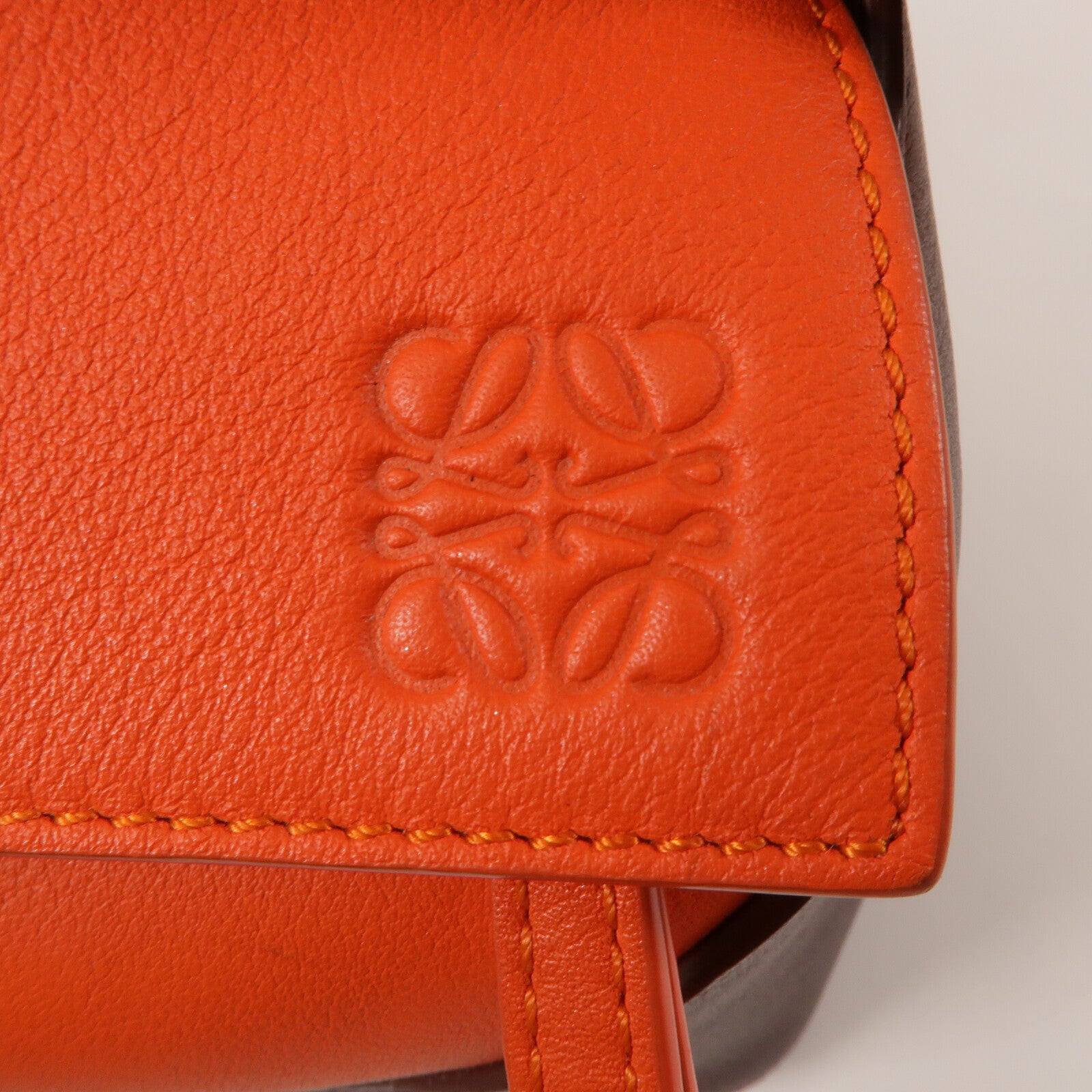 LOEWE 牛皮皮革Puzzle Small手挽肩背兩用袋