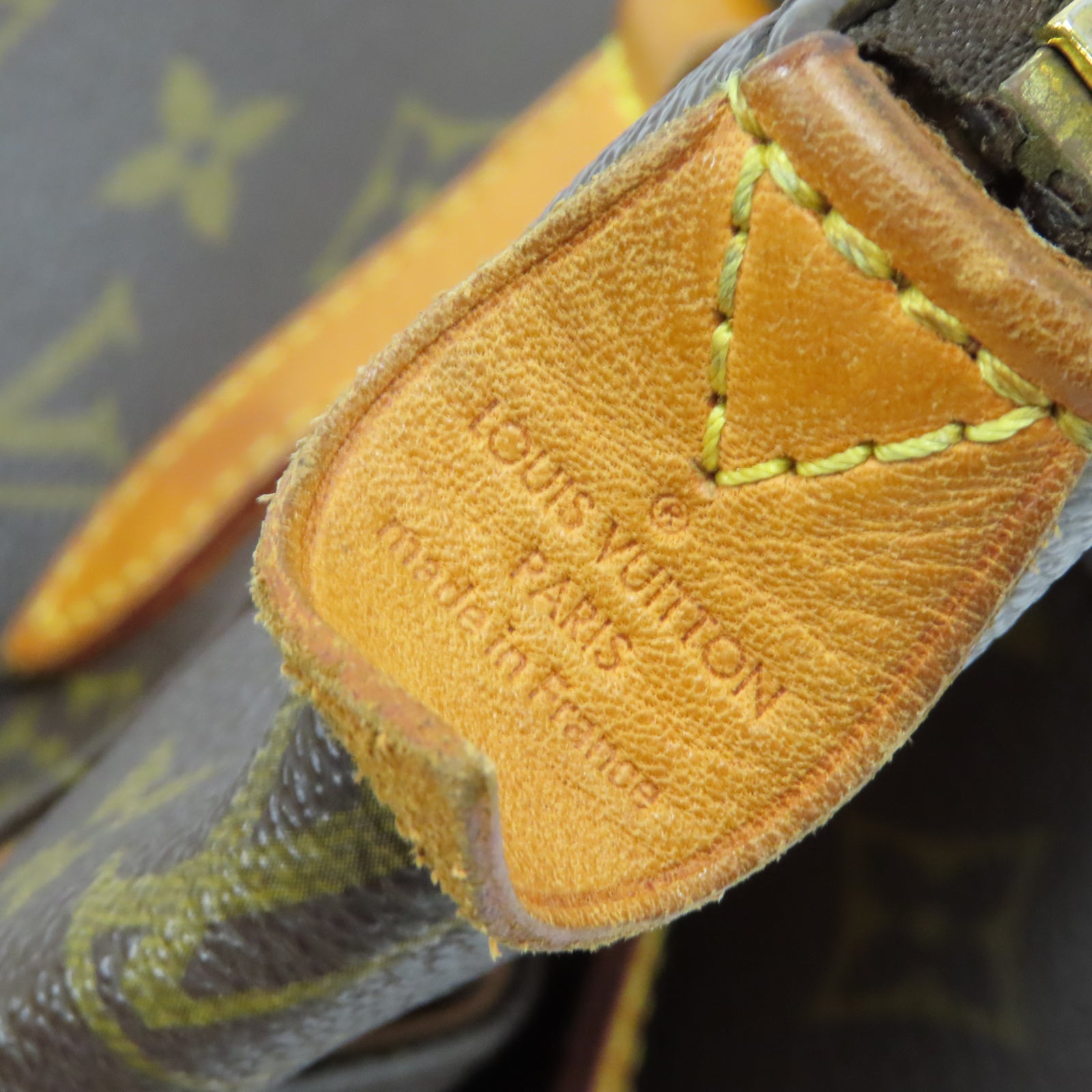 LOUIS VUITTON Monogram Totally MM金扣肩背袋啡色