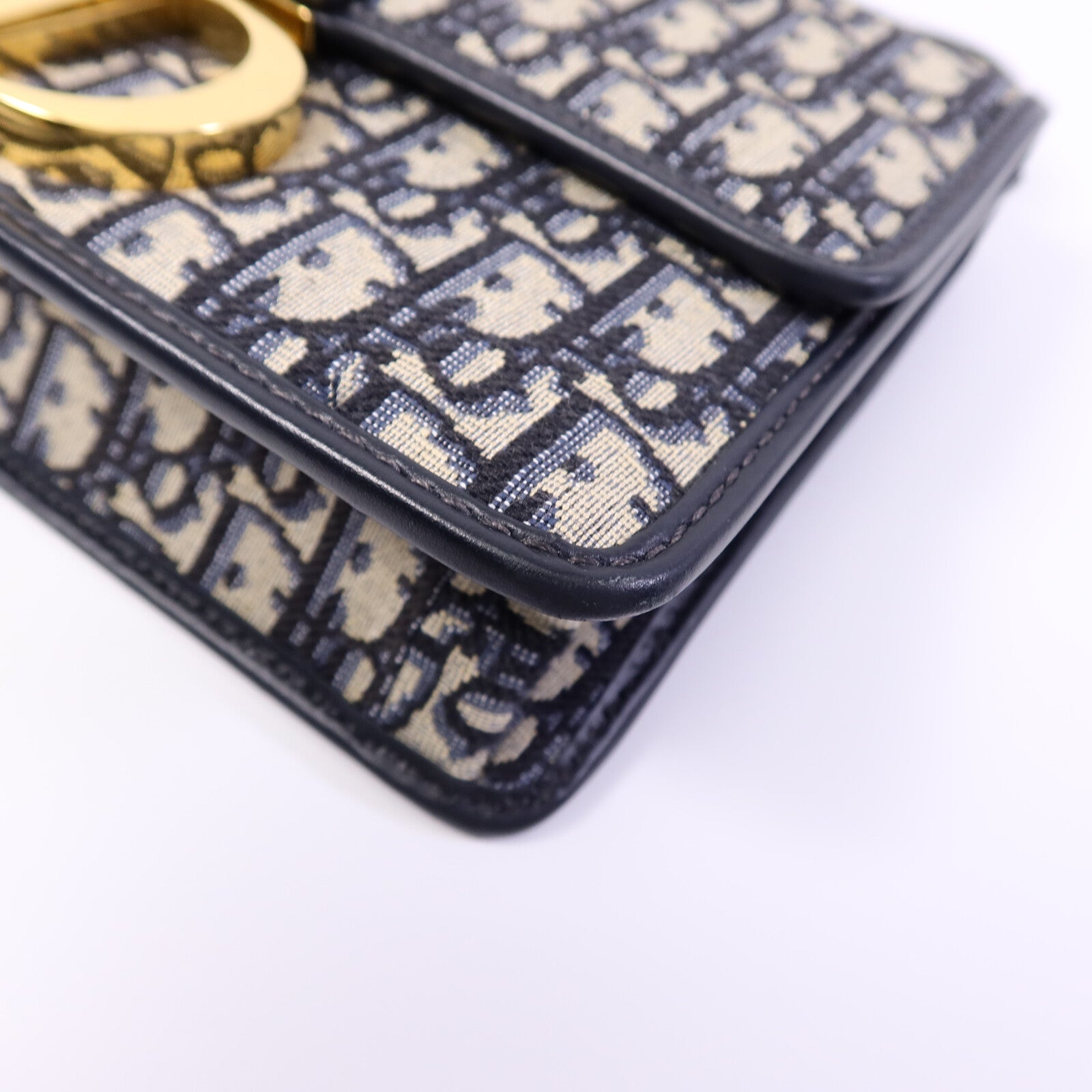 Dior 帆布Montaigne 30肩背袋
