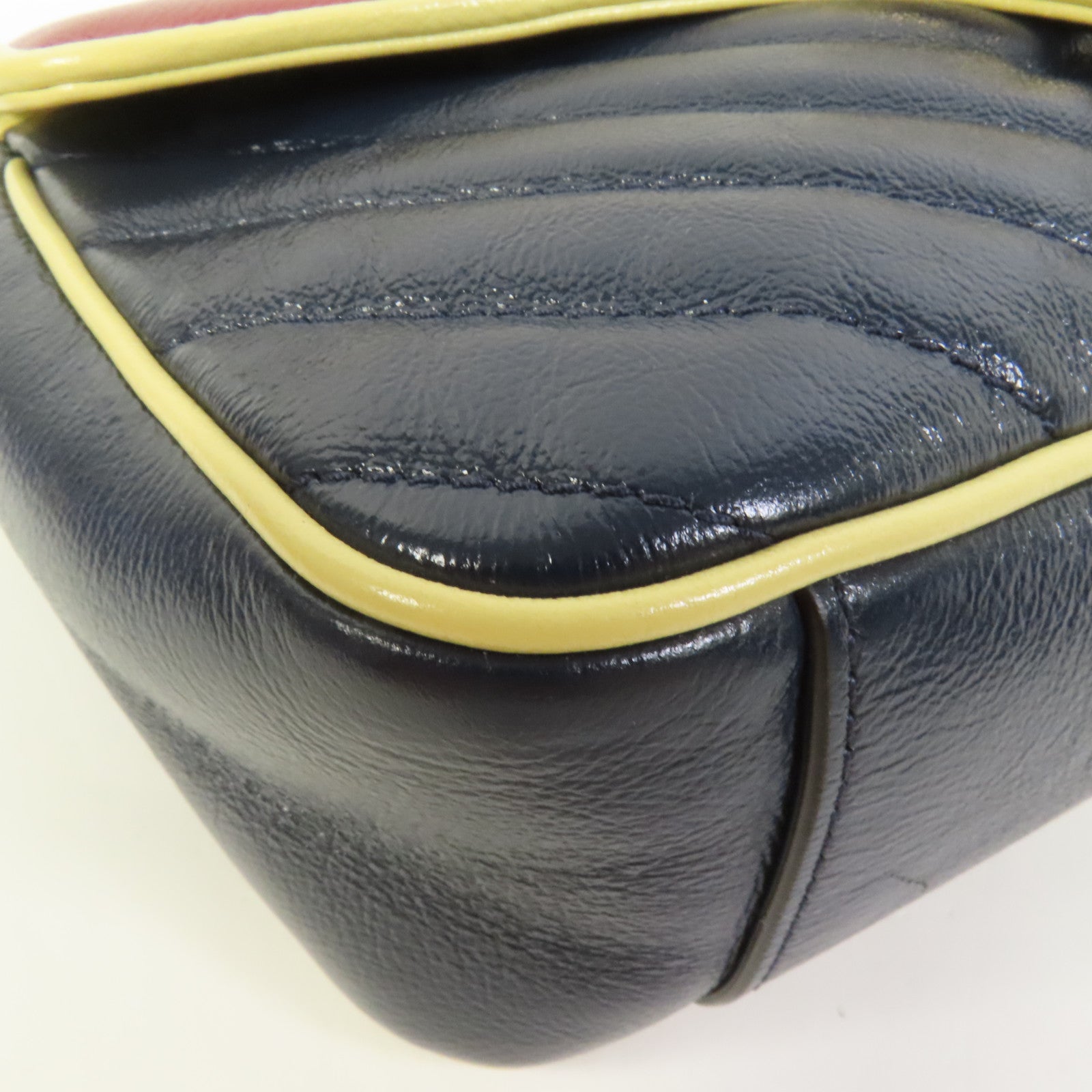 GUCCI GG Marmont Shoulder Bag鏈帶肩背袋