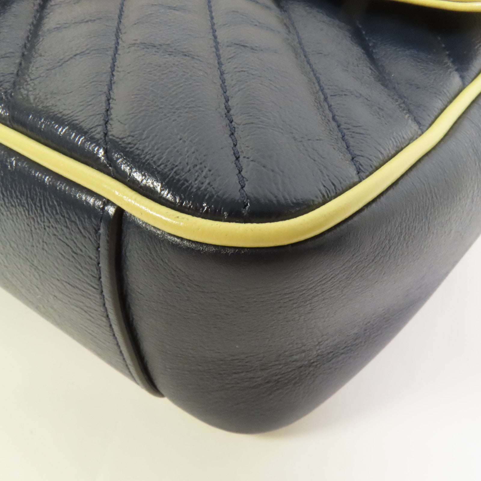 GUCCI 【激減優惠】GG Marmont Shoulder Bag鏈帶肩背袋