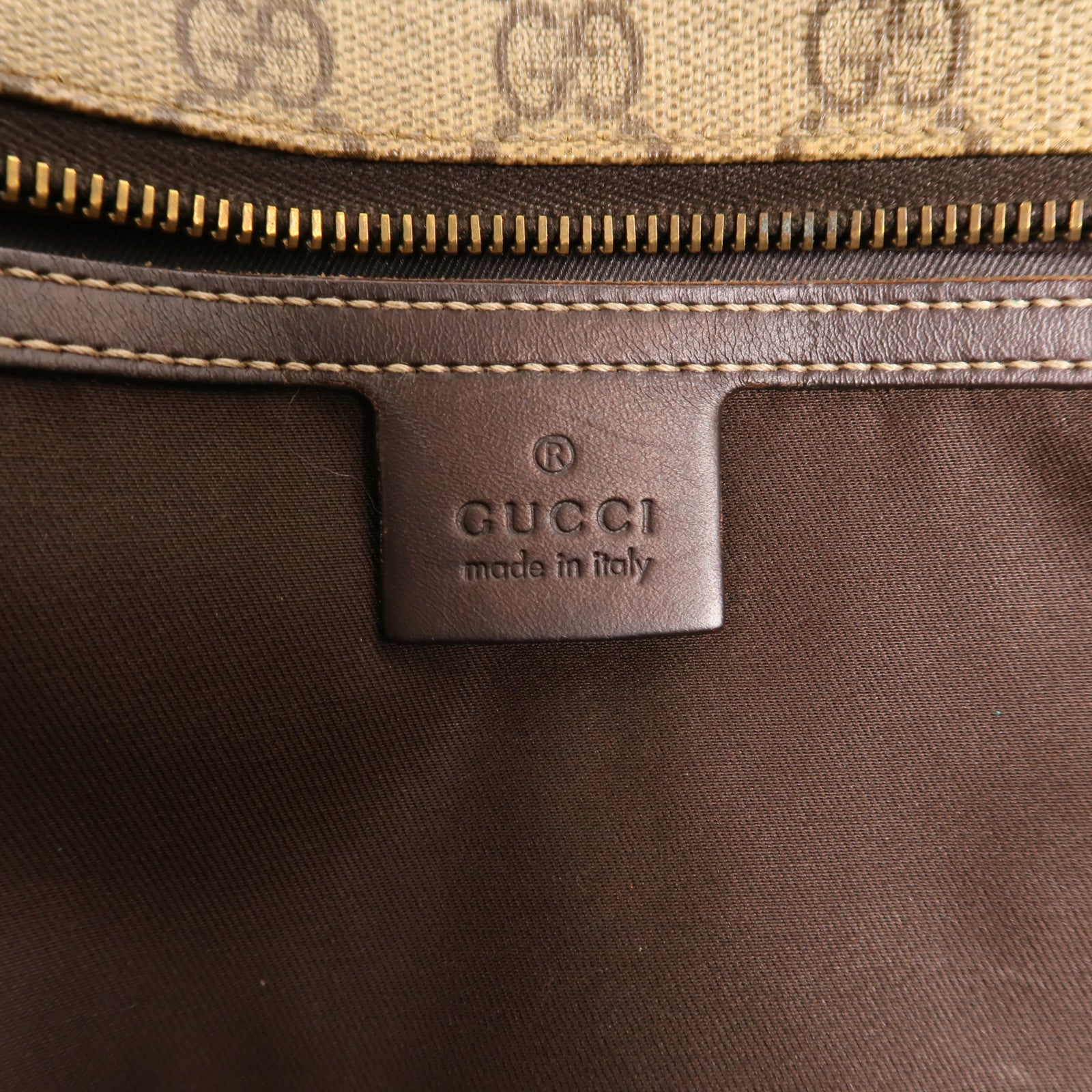 GUCCI 塗層帆布Shoulder Bag銀扣肩背袋