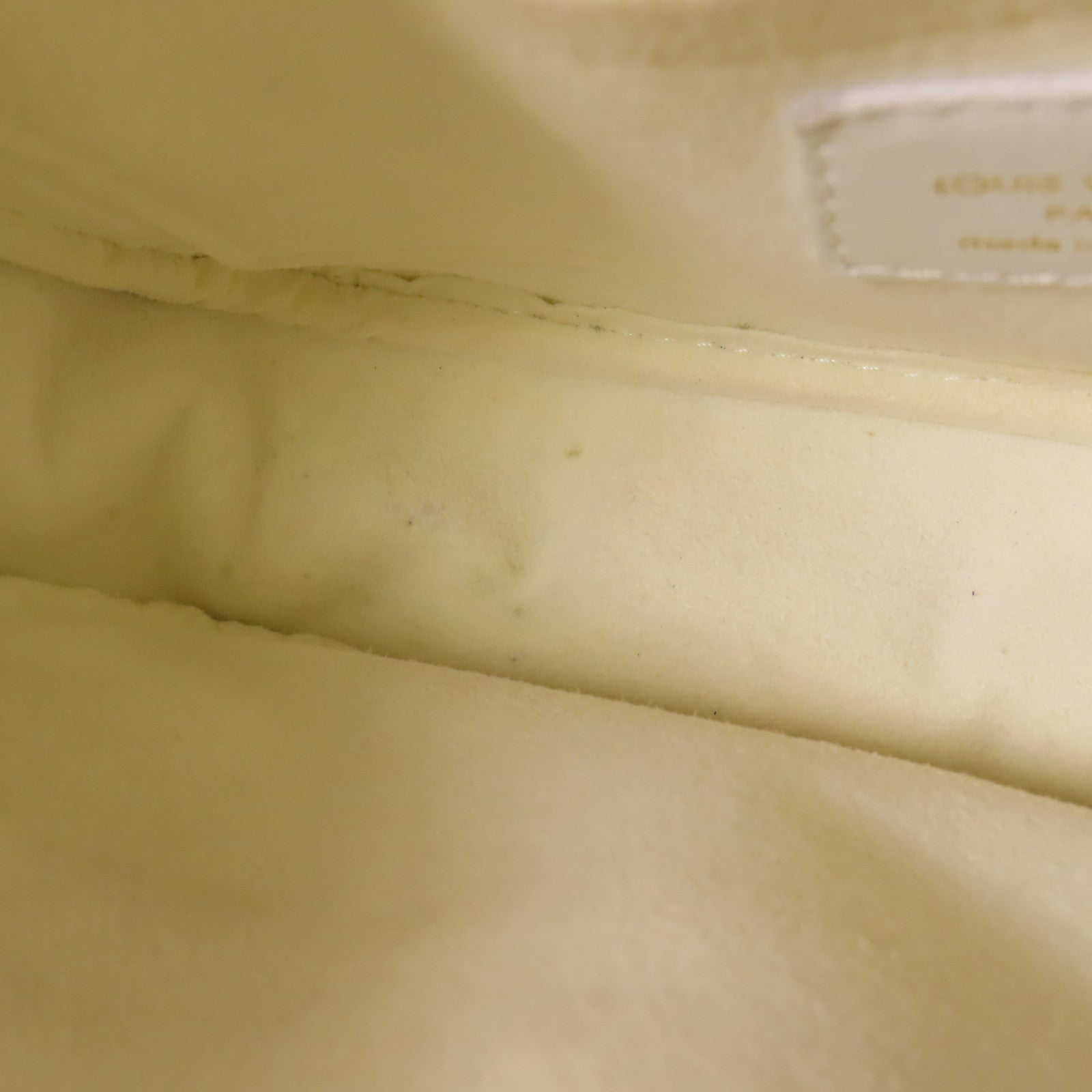 LOUIS VUITTON 牛皮皮革New Wave金扣鏈帶肩背袋