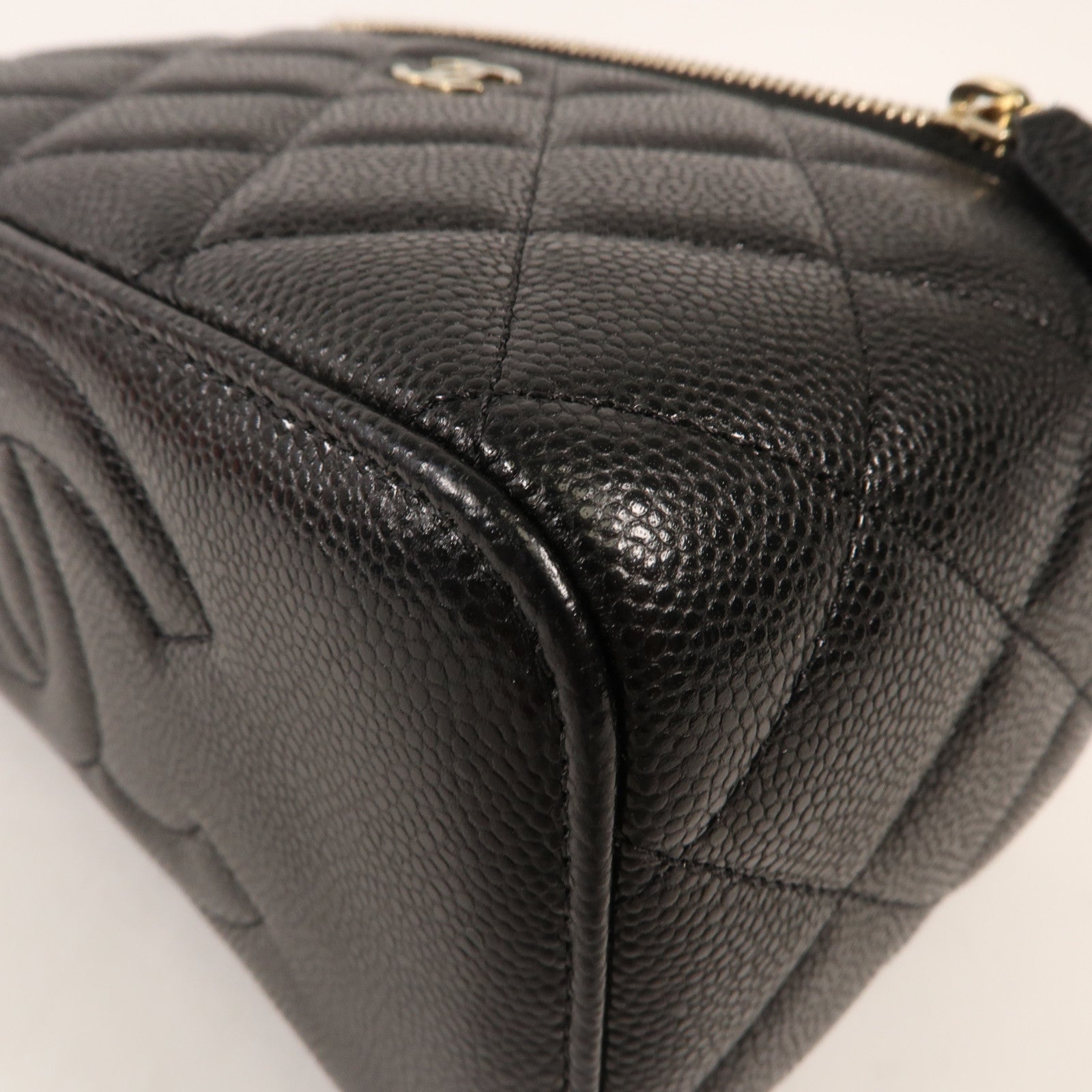 CHANEL 牛皮皮革Chain Shoulder金扣鏈帶肩背袋